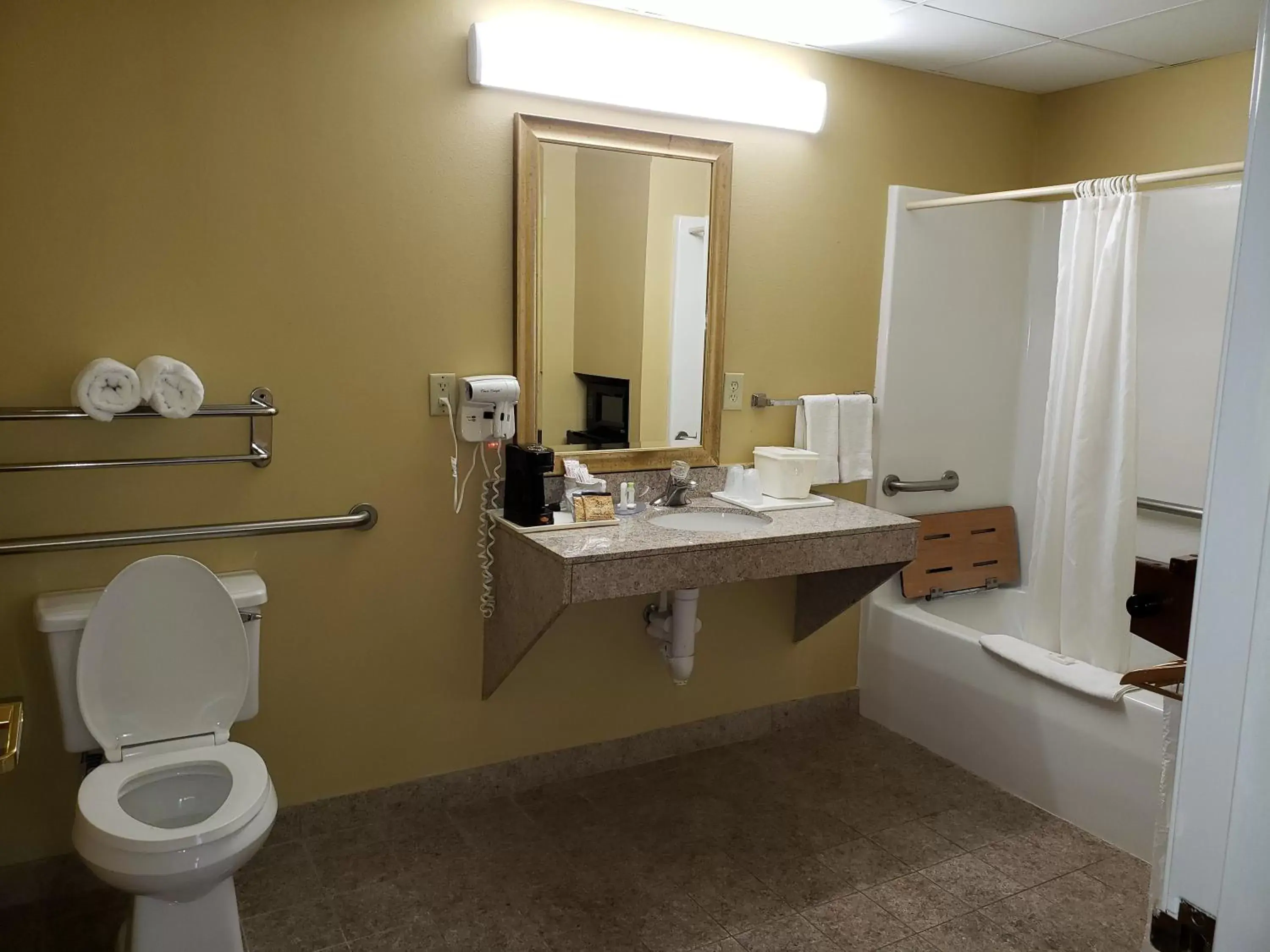 Shower, Bathroom in SureStay Plus Hotel by Best Western Warner Robins AFB