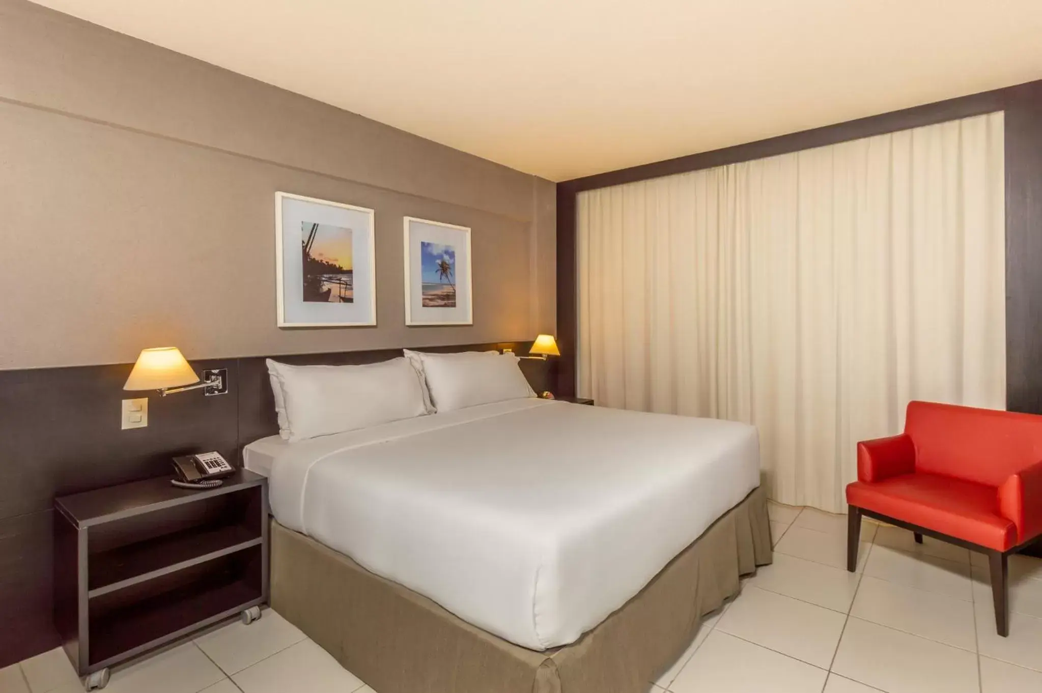 Photo of the whole room, Bed in Holiday Inn Express Maceió, an IHG Hotel