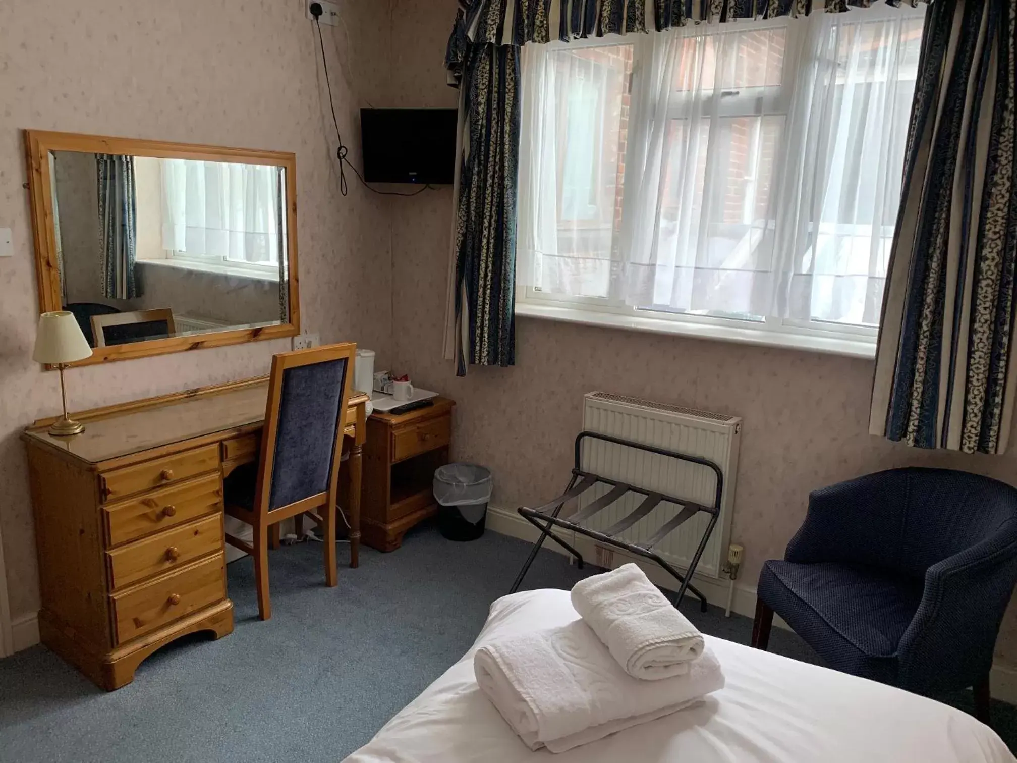 Standard Single Room - single occupancy in Yelf's Hotel