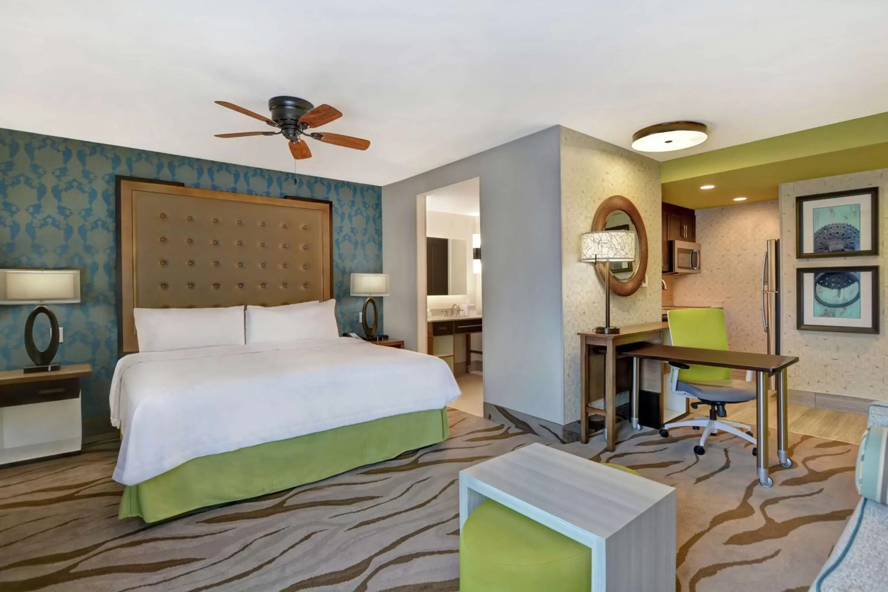Bedroom in Homewood Suites By Hilton Savannah Airport