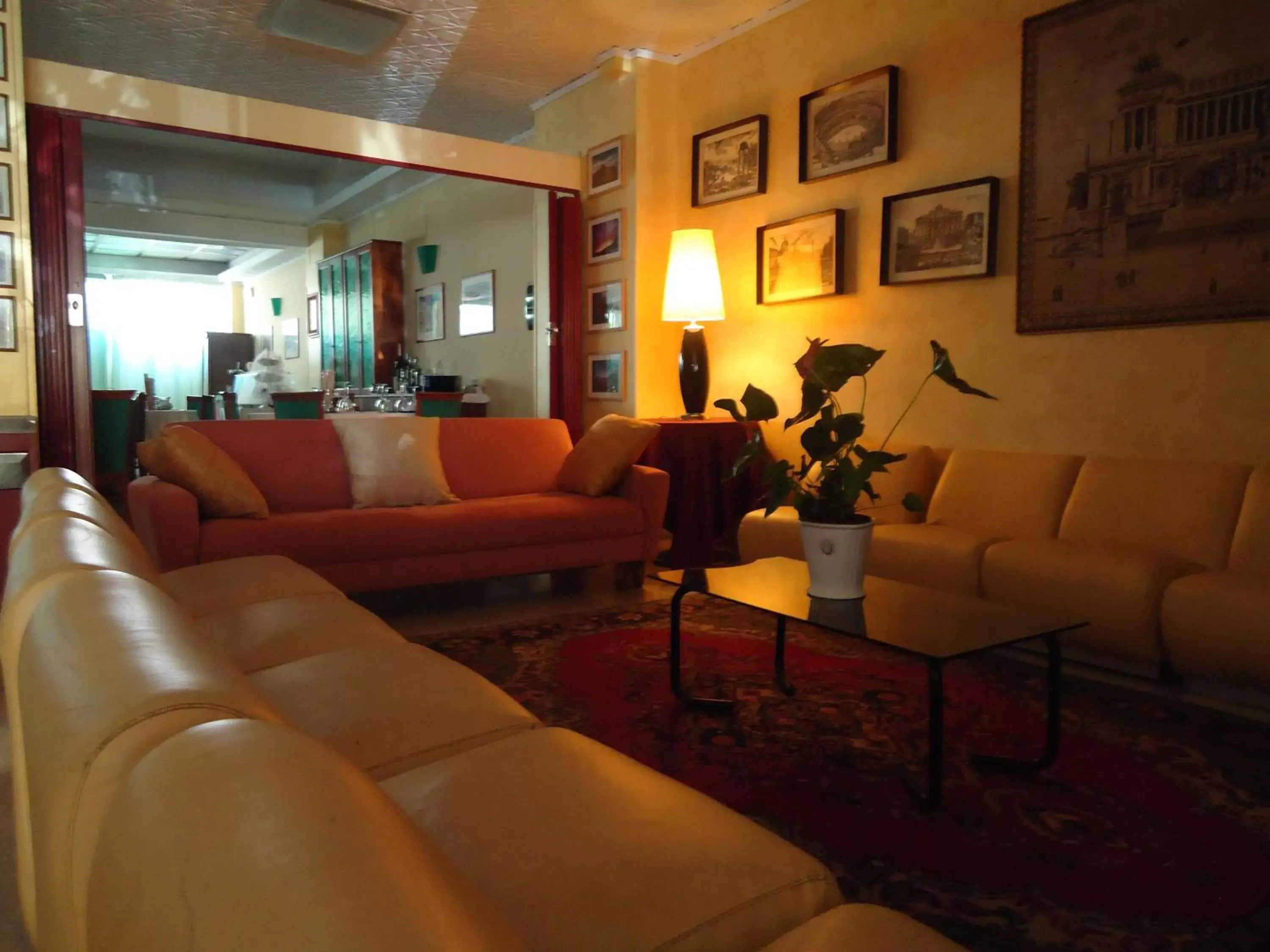 Seating Area in Hotel Ristorante Mommo