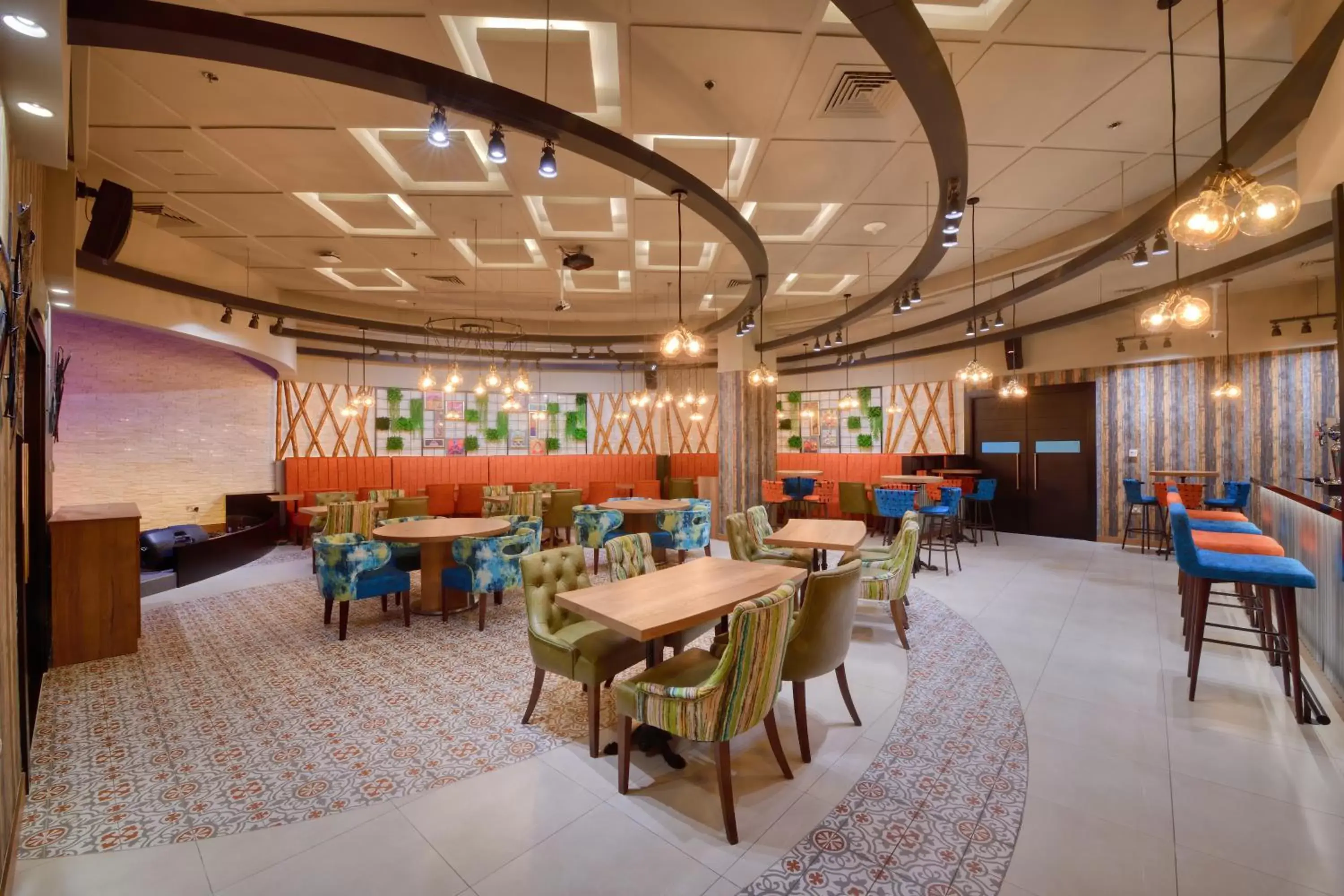 Restaurant/Places to Eat in Grandeur Hotel Al Barsha