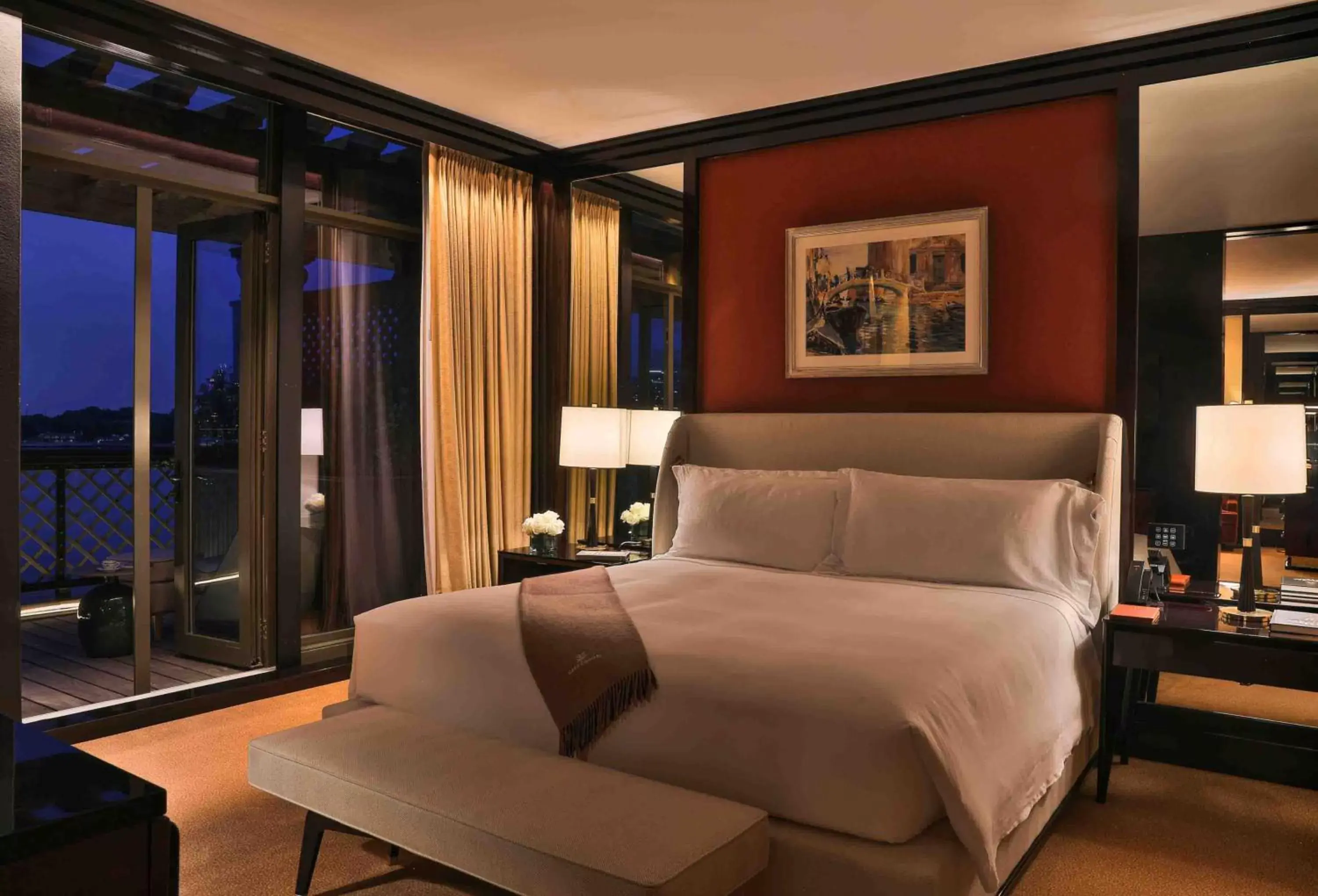 Bed in Casa Cipriani New York