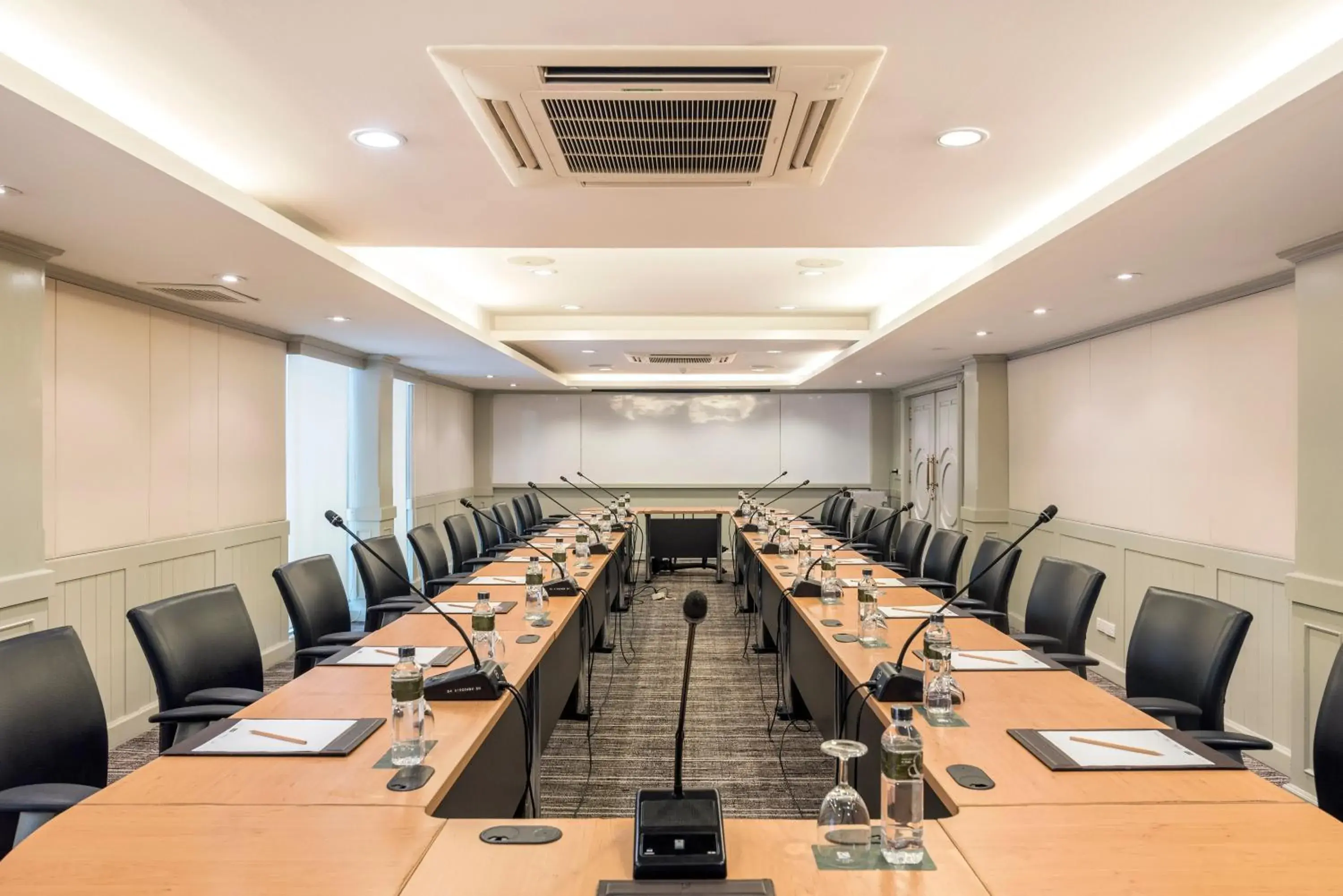 Meeting/conference room in SC Park Hotel
