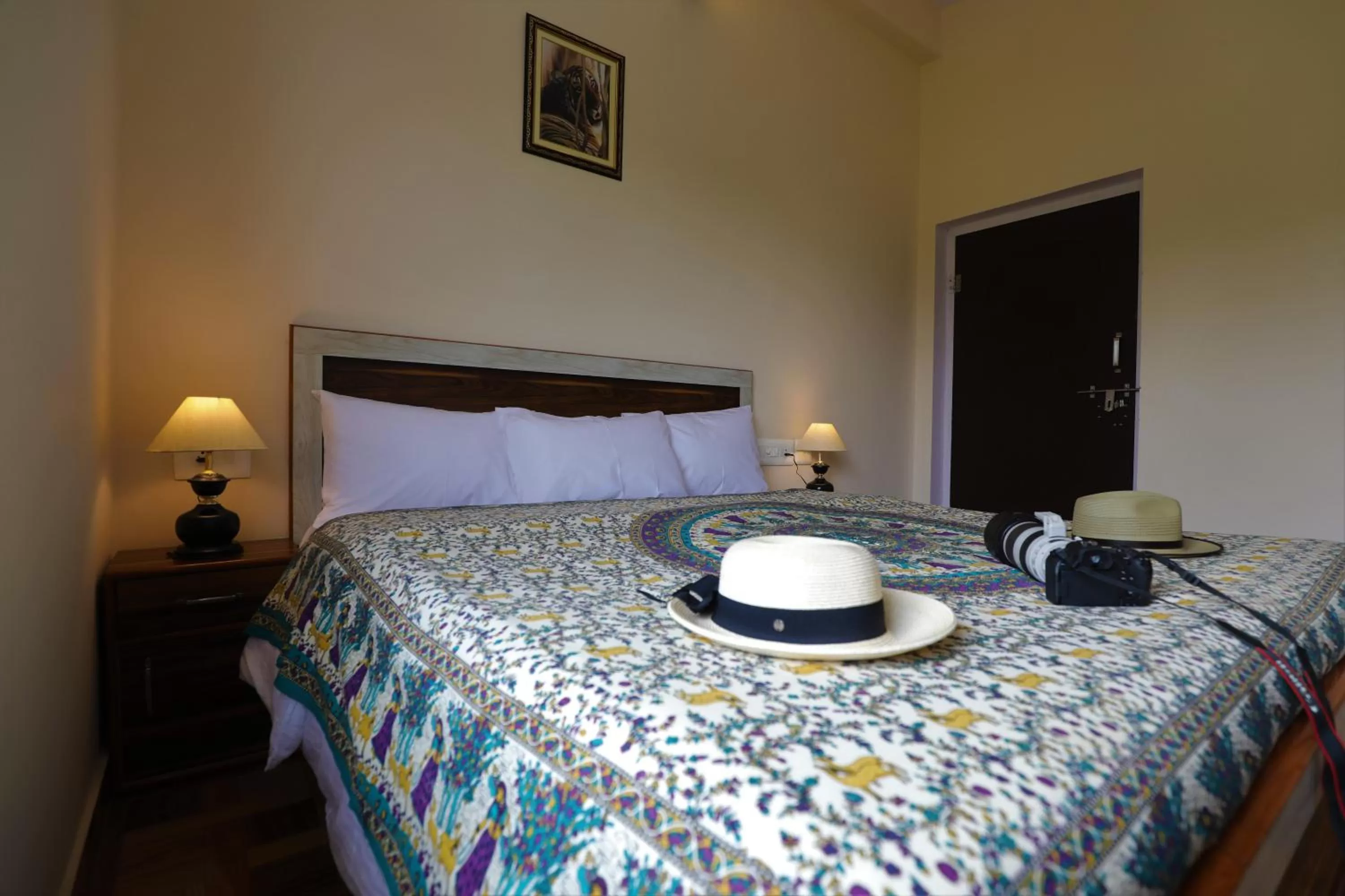 Bed in Camp Paridhi Ranthambhore, Homestay