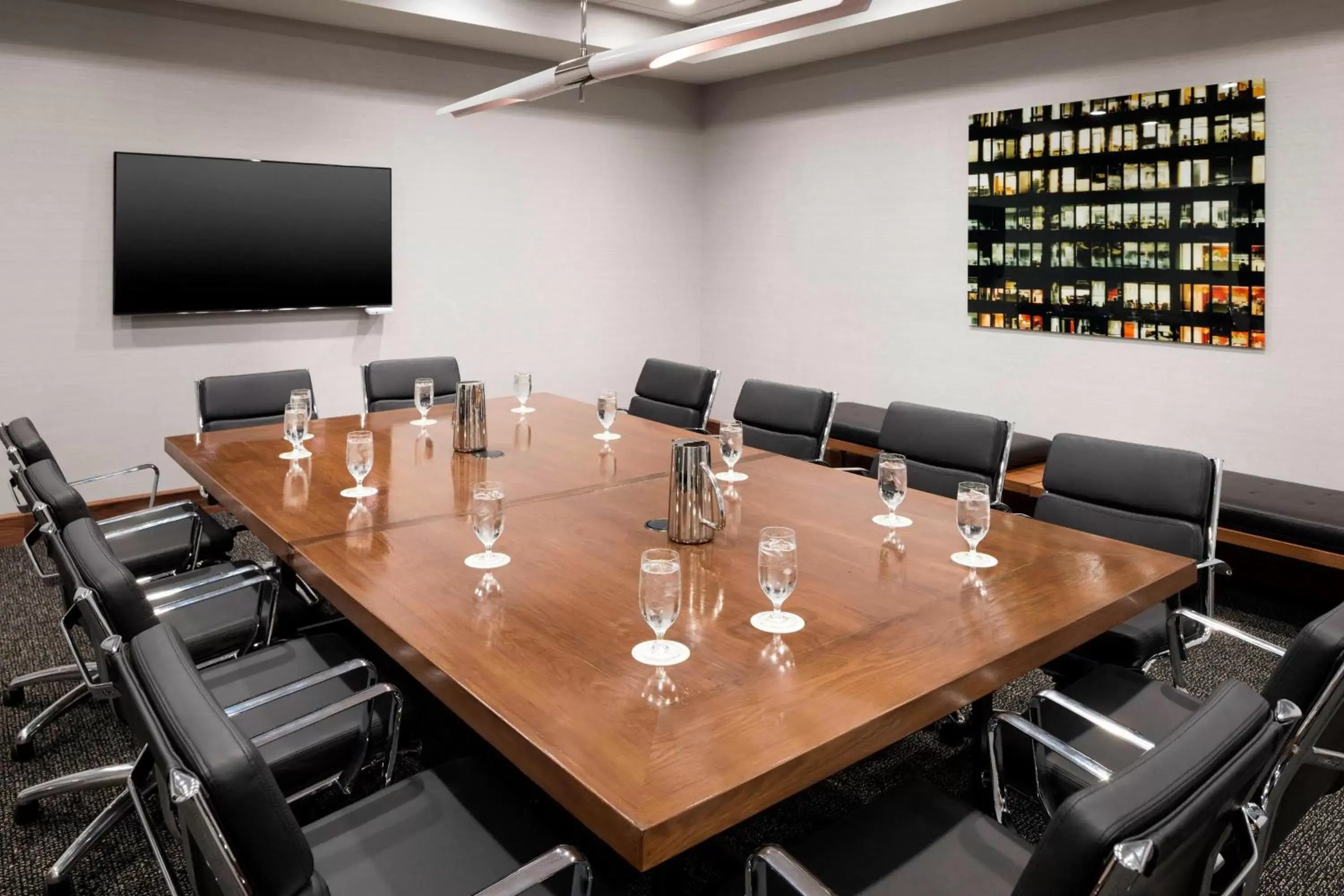 Meeting/conference room in Le Méridien Chicago - Oakbrook Center