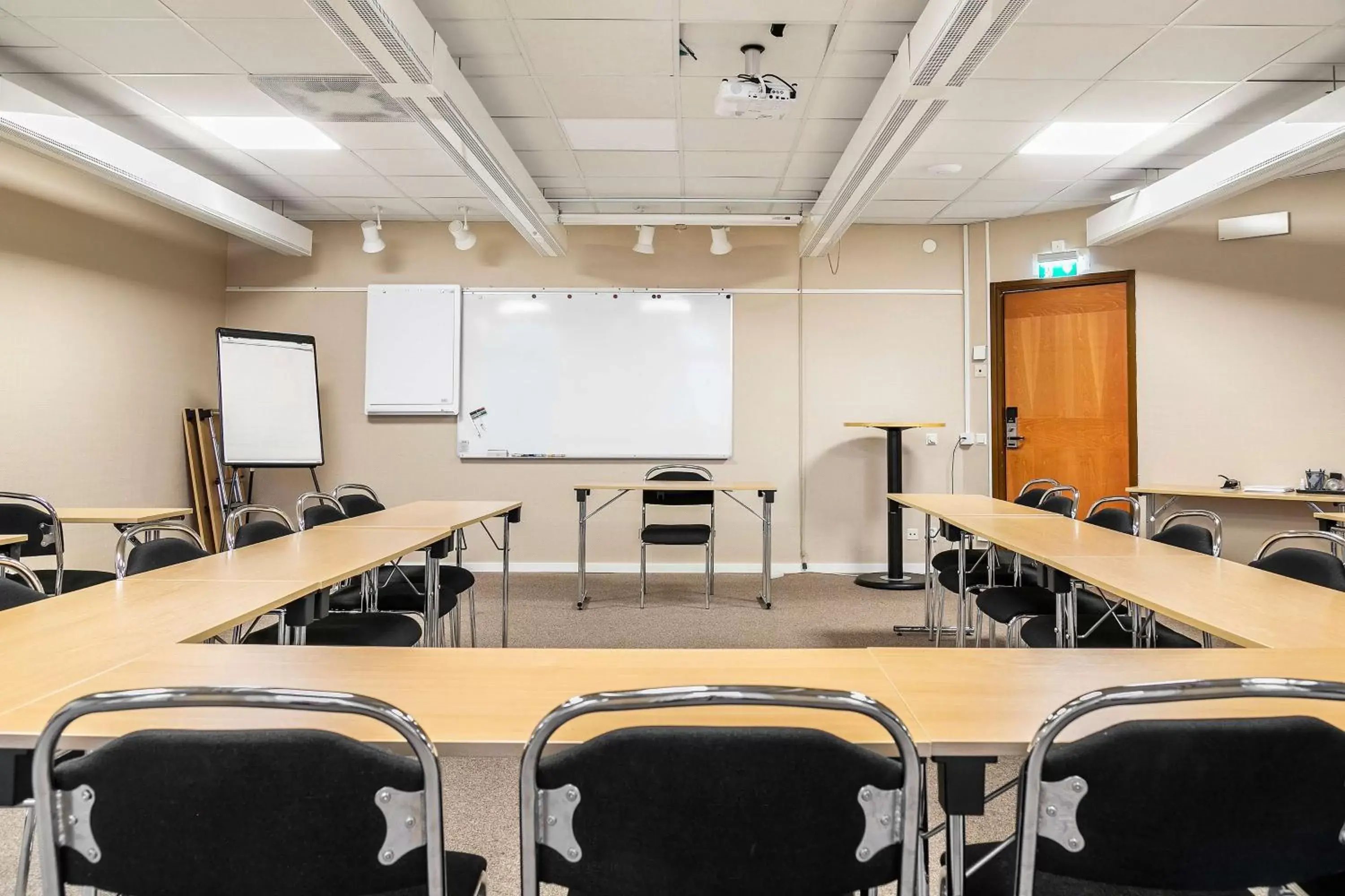 Meeting/conference room in Best Western Ta Inn Hotel