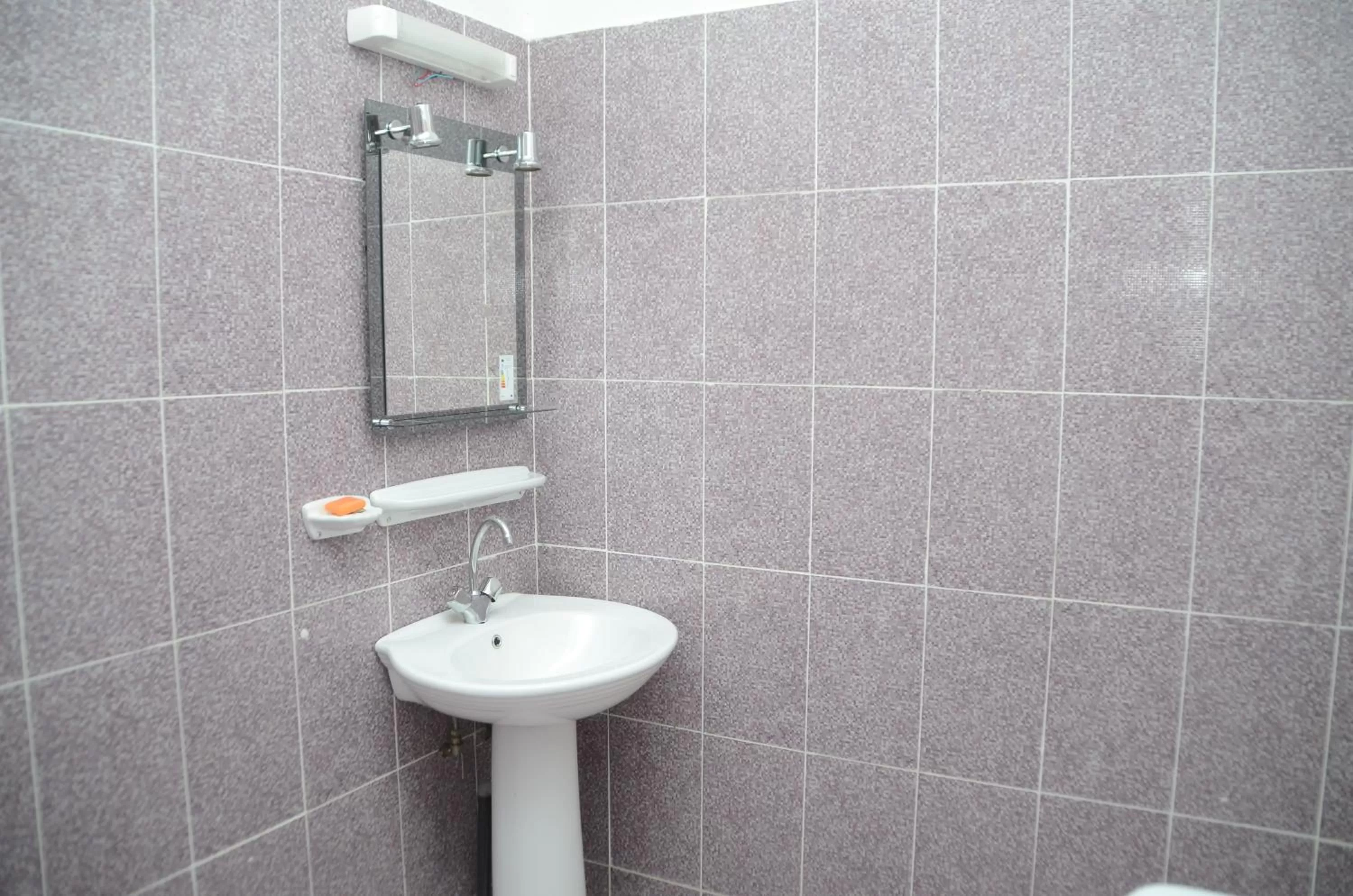 Bathroom in Hotel La Perle