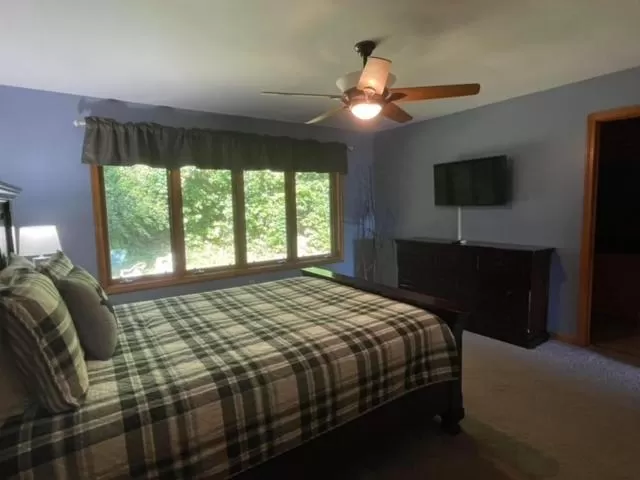 Bed in Hill View Motel and Cottages