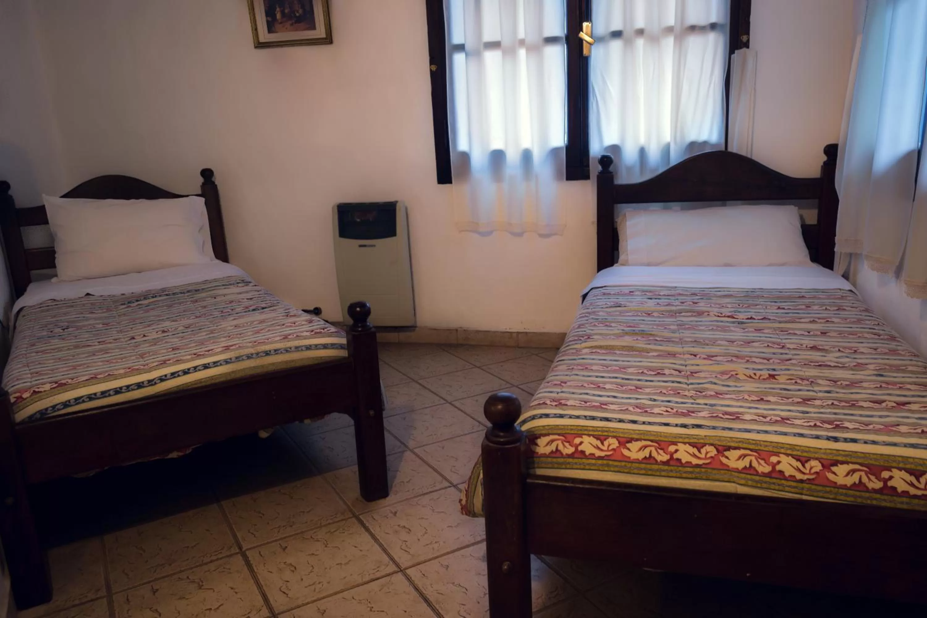 Photo of the whole room, Bed in La Posada de Akasha