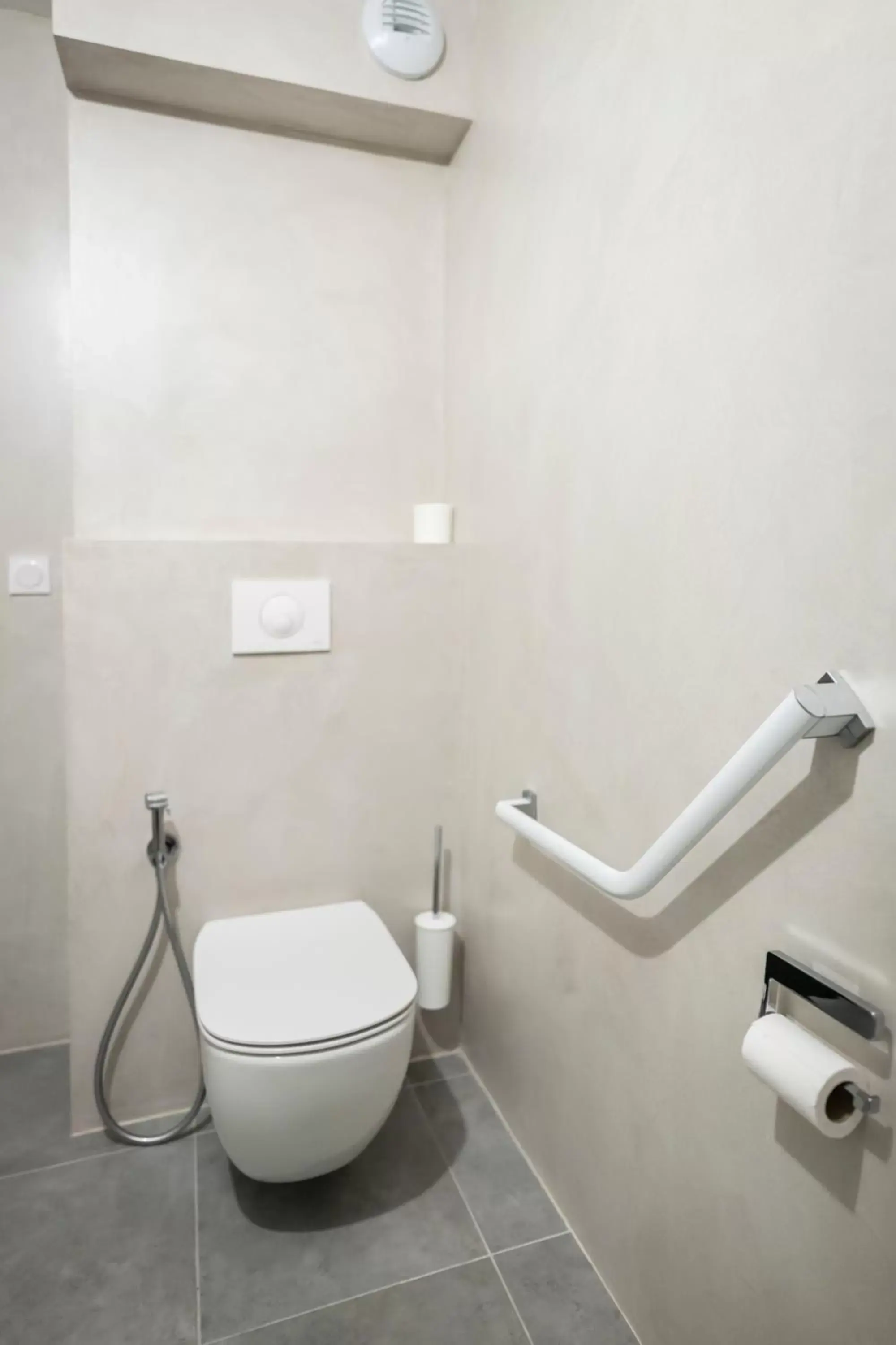 Toilet, Bathroom in hôtel résidence a torra