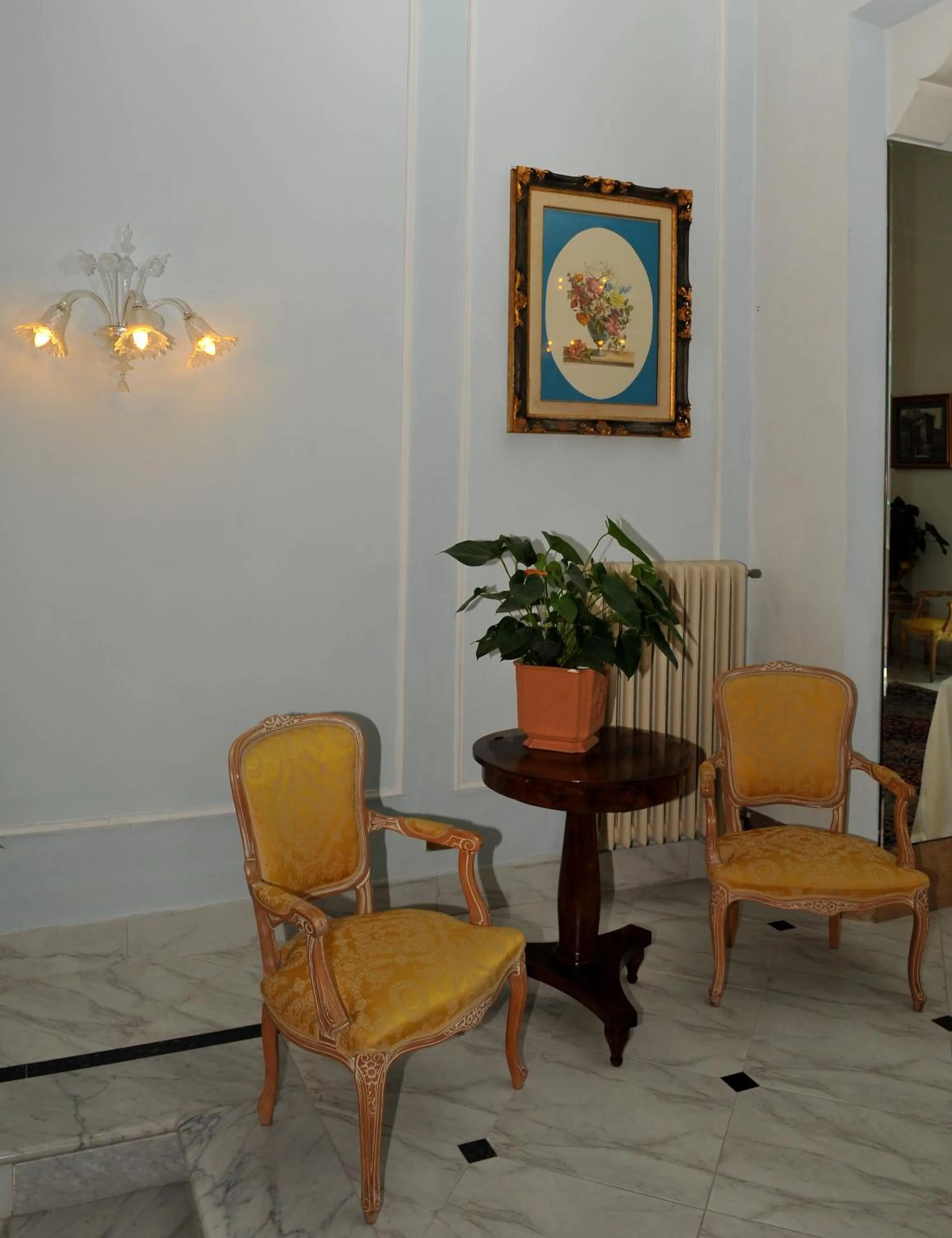 Seating area in Grande Albergo Quattro Stagioni