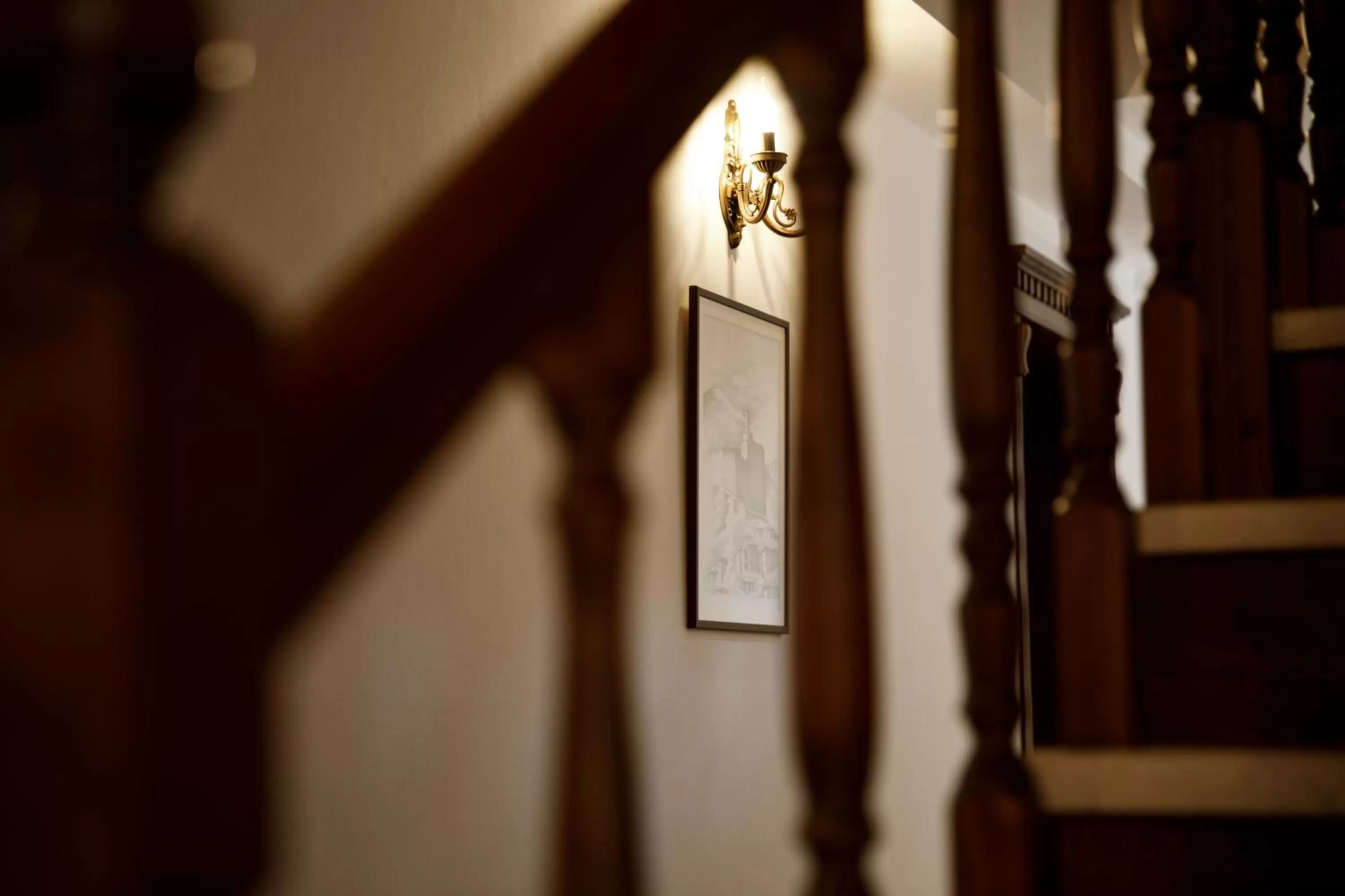 Decorative detail in Rose Garden Hotel