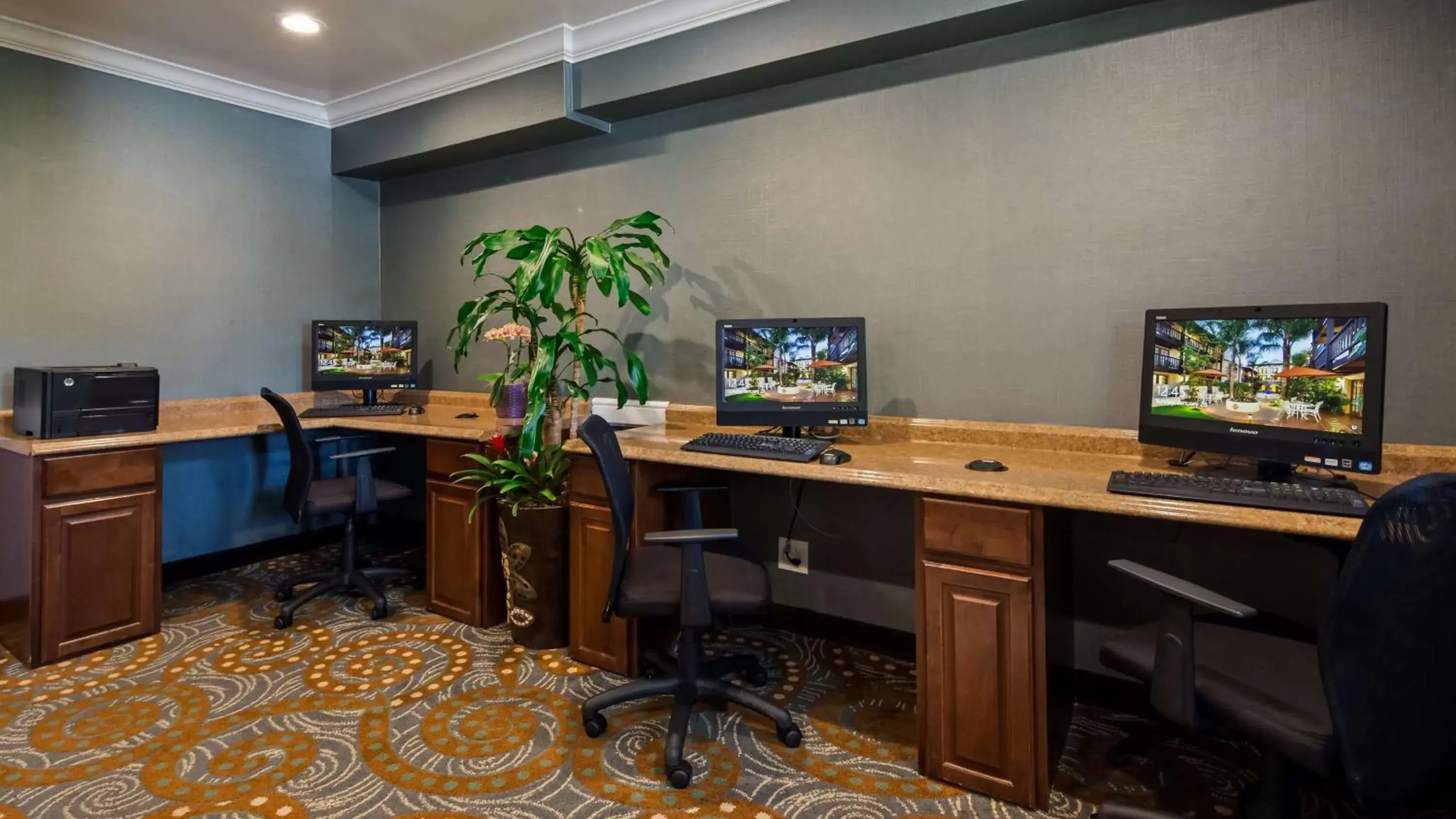 On site, Business Area/Conference Room in Best Western Plus Carpinteria Inn