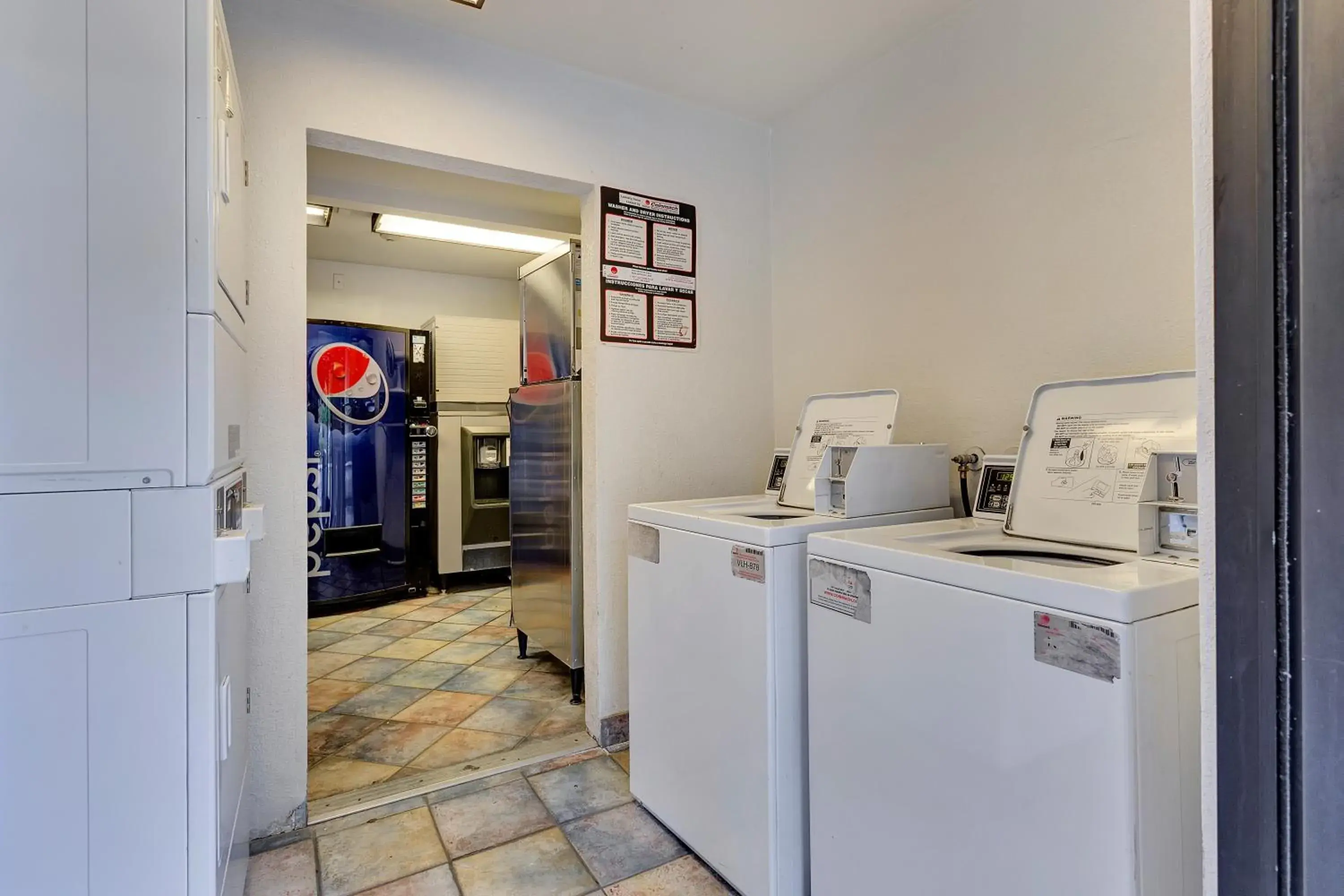 Other, Kitchen/Kitchenette in Motel 6-Rohnert Park, CA