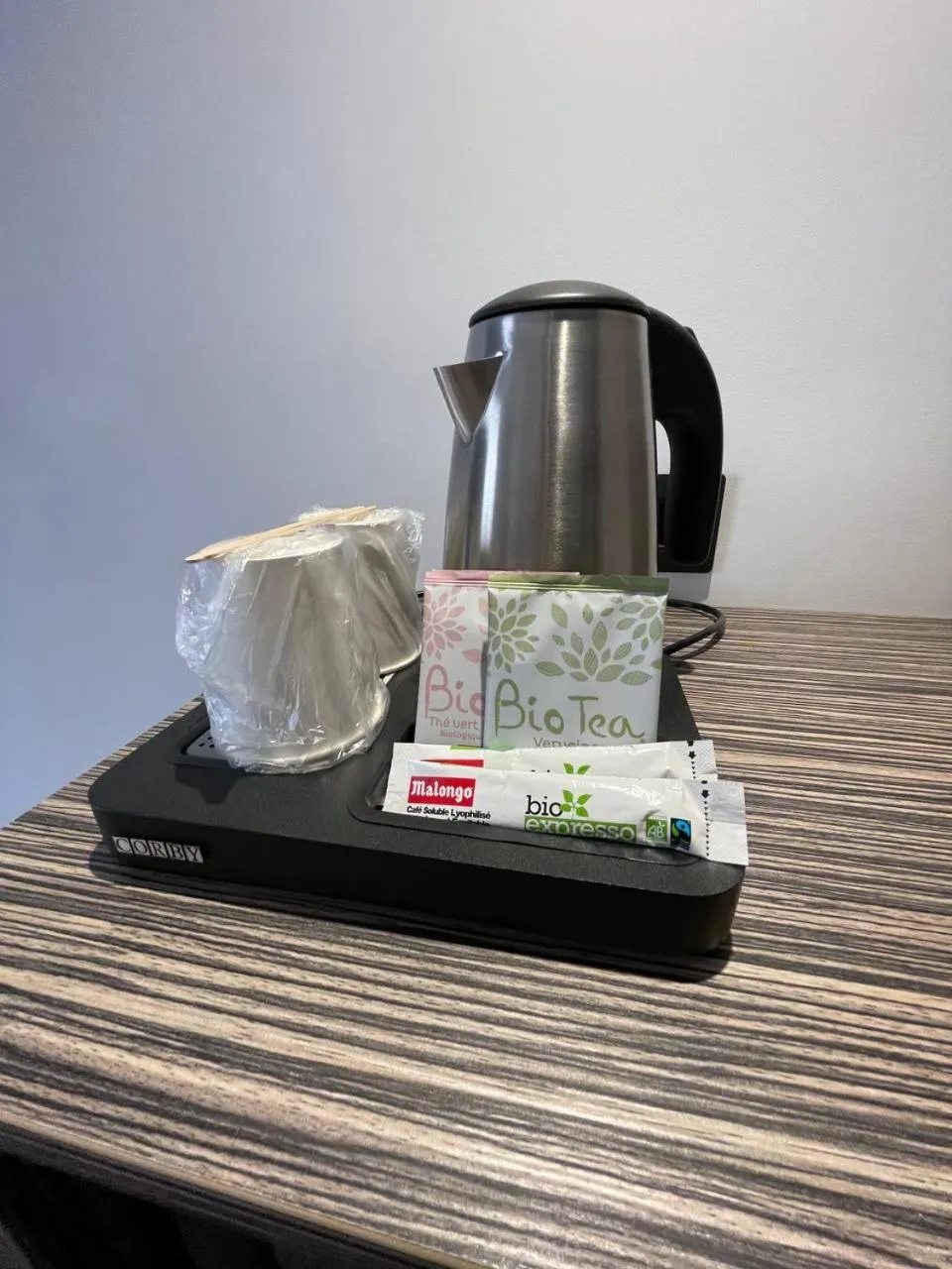 Coffee/tea facilities in Golden Tulip La Baule Hotel and Residence