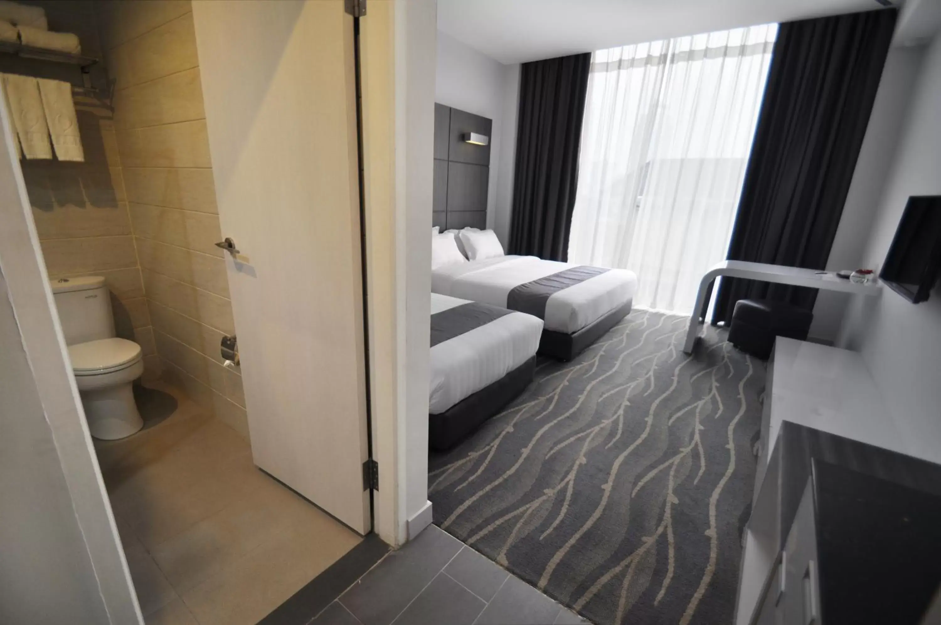 Toilet, Room Photo in Dreamtel Jakarta