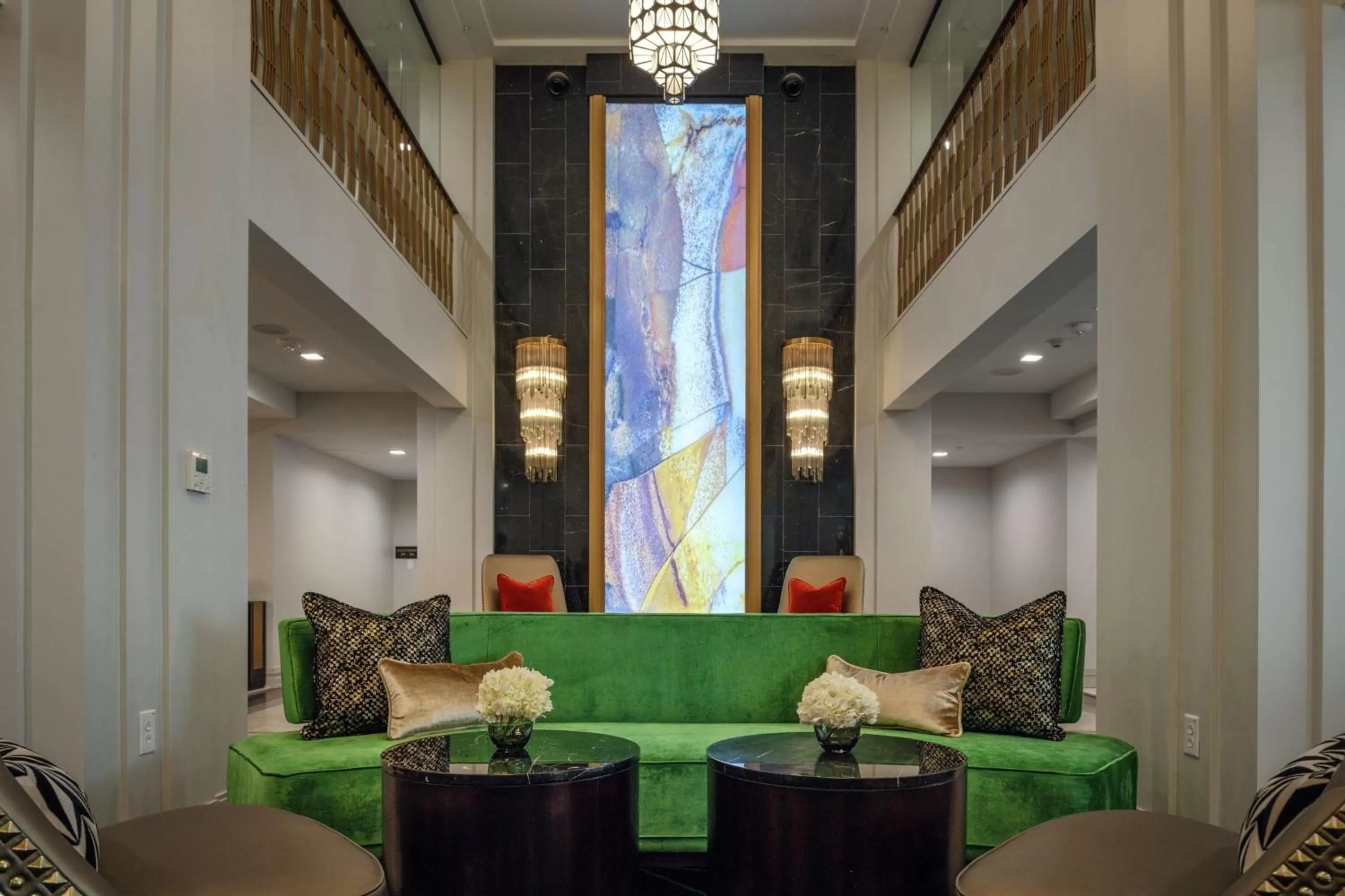 Lobby or reception in Tulsa Club Hotel Curio Collection By Hilton