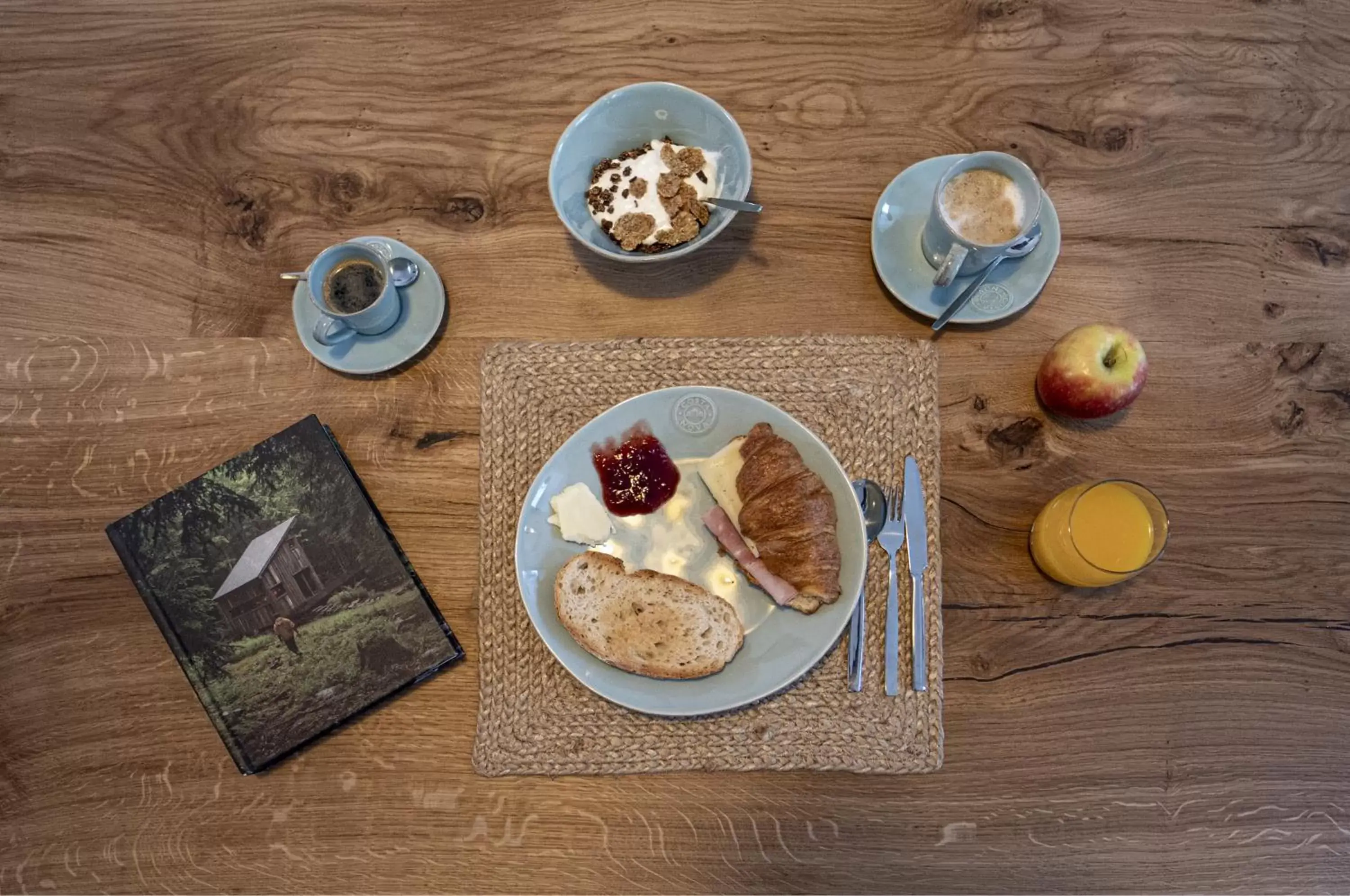 Continental breakfast in Ocean Porto - Beach House