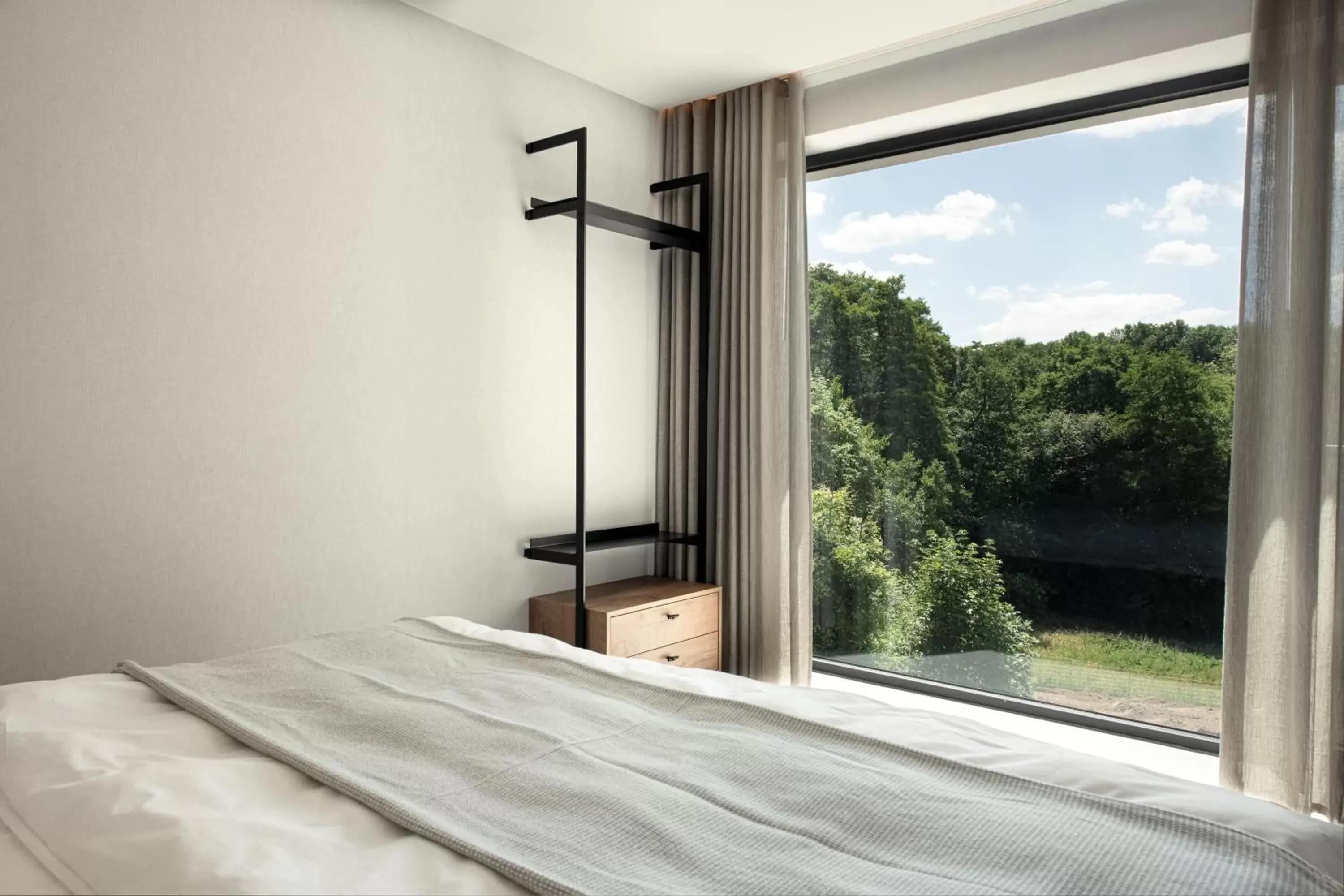 View (from property/room), Bed in Hotel VierJahreszeiten am Seilersee