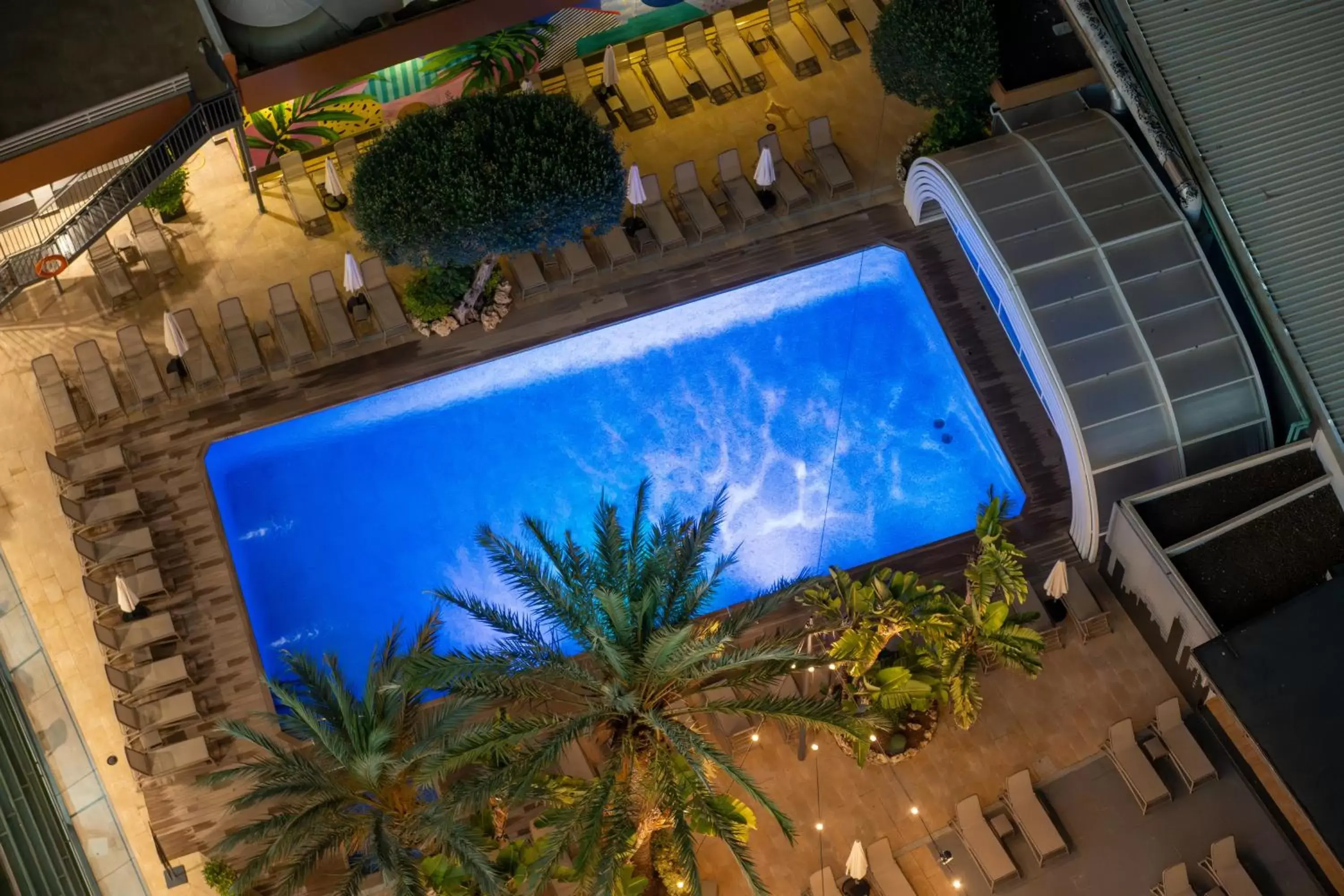 Pool View in Benidorm Plaza