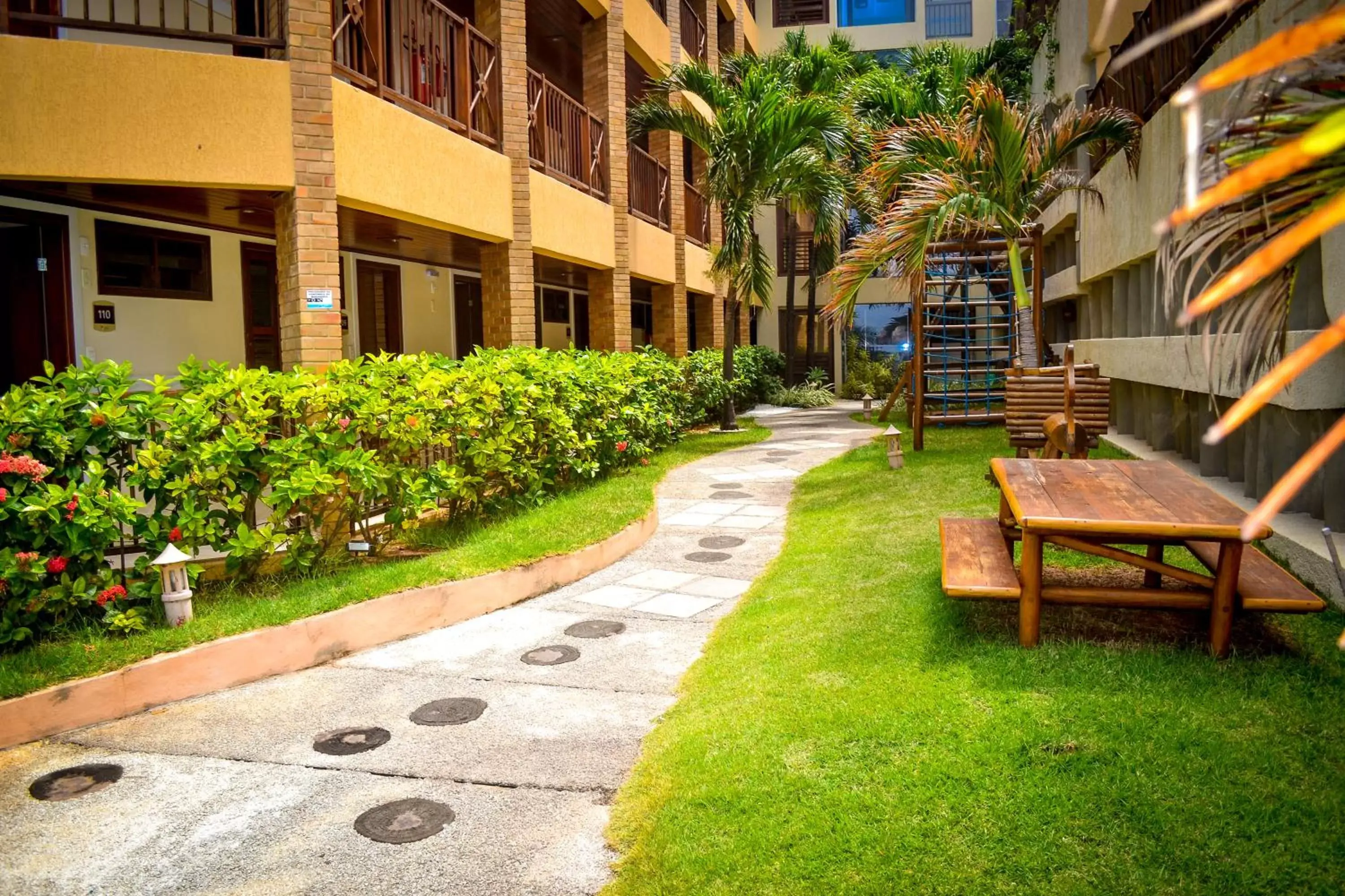 Garden in Visual Praia Hotel