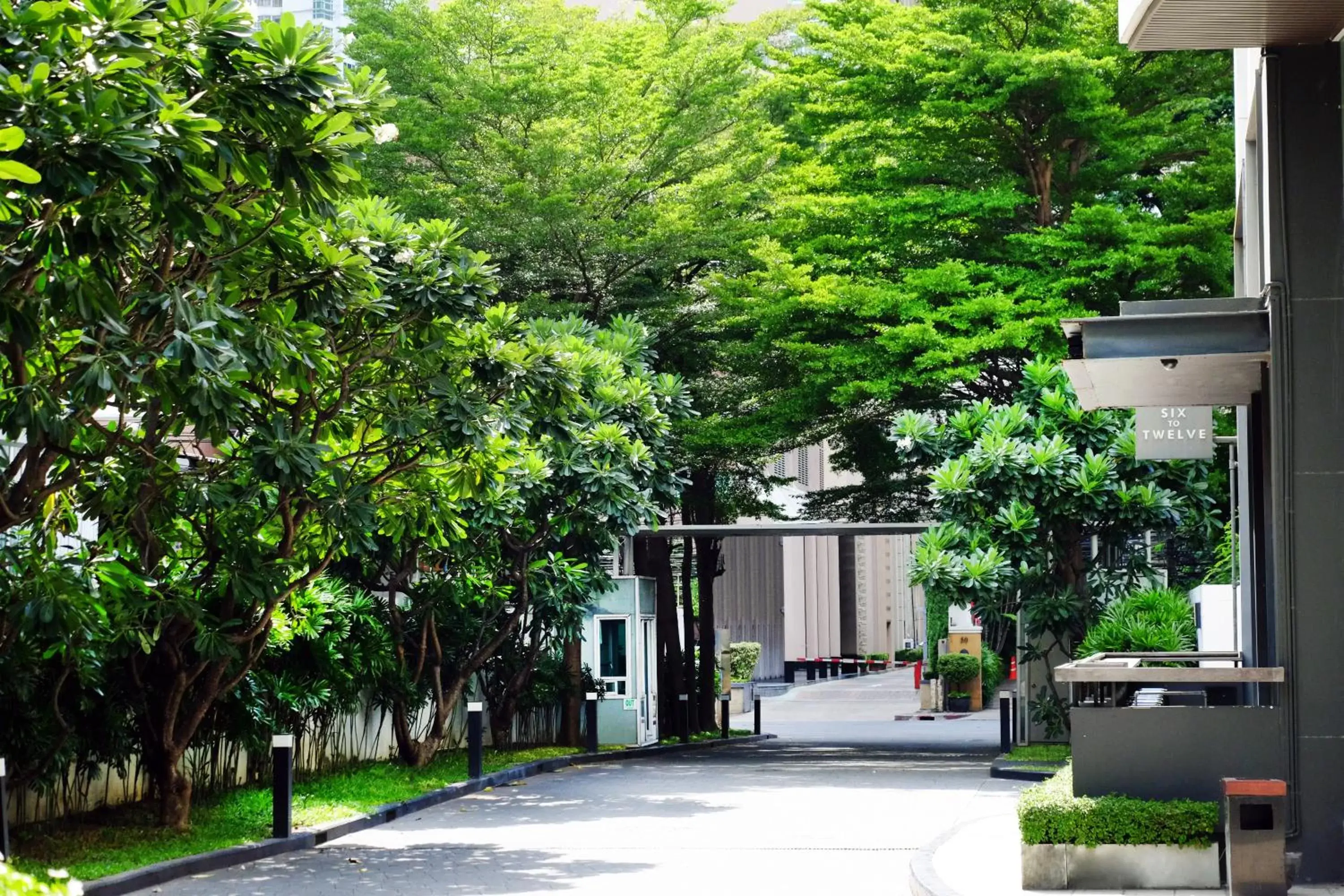 Facade/entrance, Patio/Outdoor Area in Urbana Langsuan Hotel - SHA Extra Plus