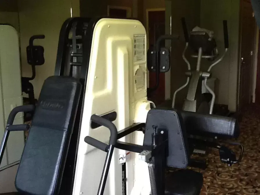 Fitness centre/facilities, Fitness Center/Facilities in Ramada Hotel Ashland-Catlettsburg