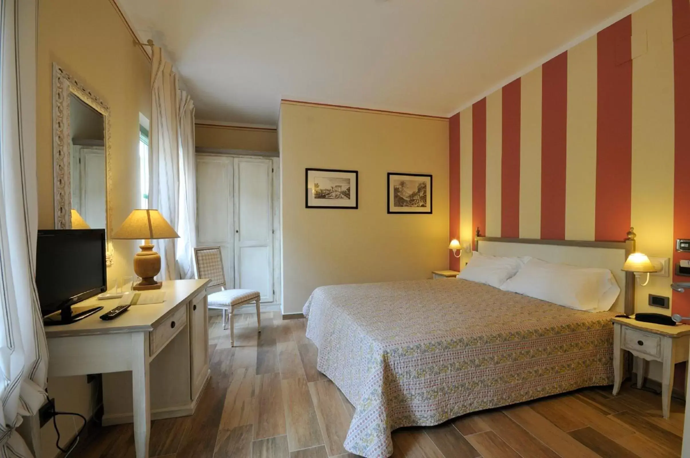 Photo of the whole room, Bed in Hotel Dei Conti