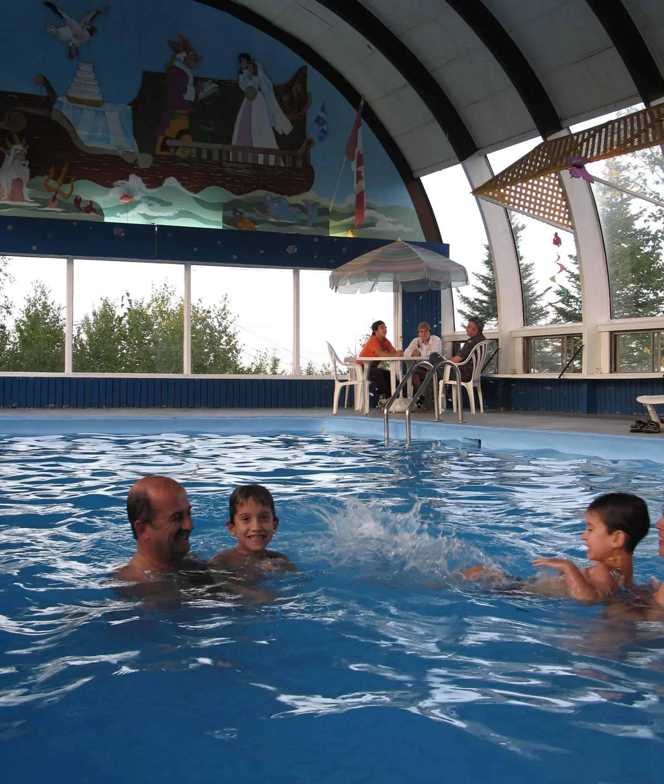 Swimming Pool in Hotel La Caravelle