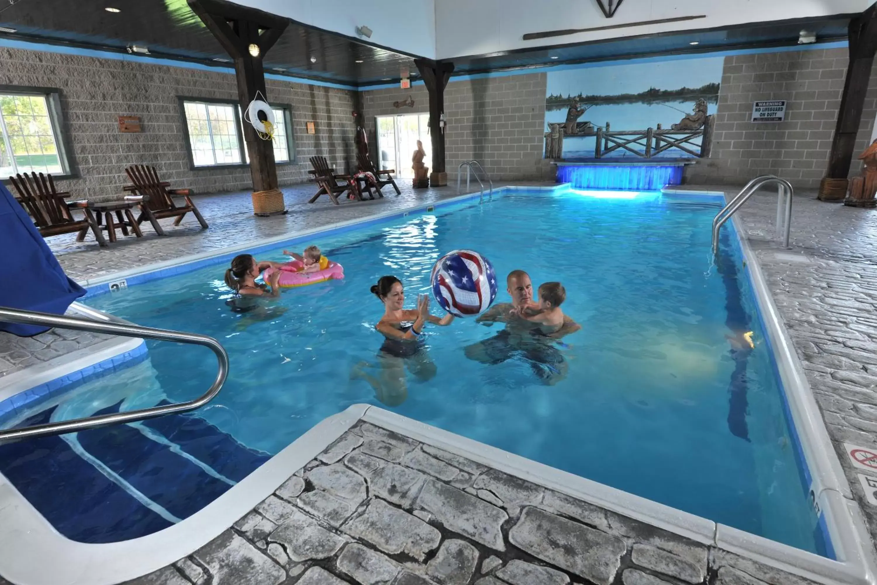 Day, Swimming Pool in Stoney Creek Hotel Peoria