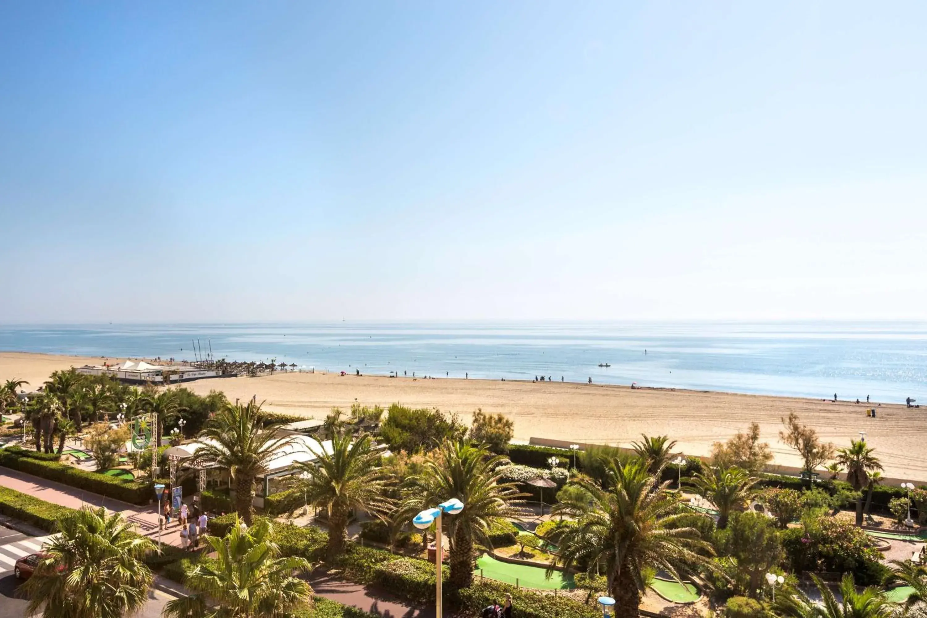 Property building in Best Western Hotel Canet-Plage