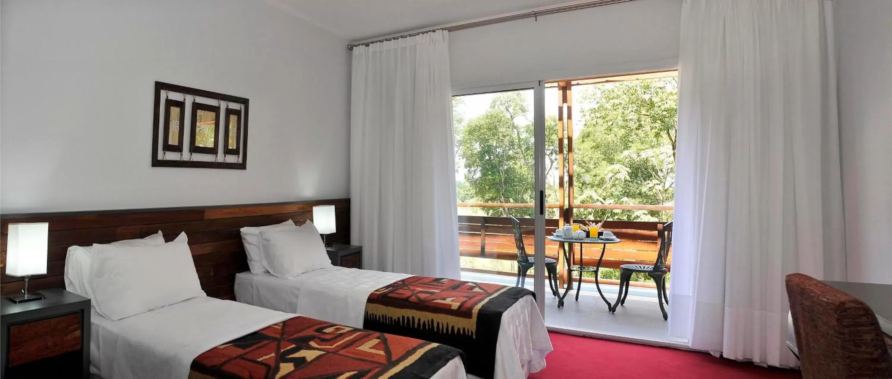 Photo of the whole room, Bed in Gran Hotel Tourbillon & Lodge