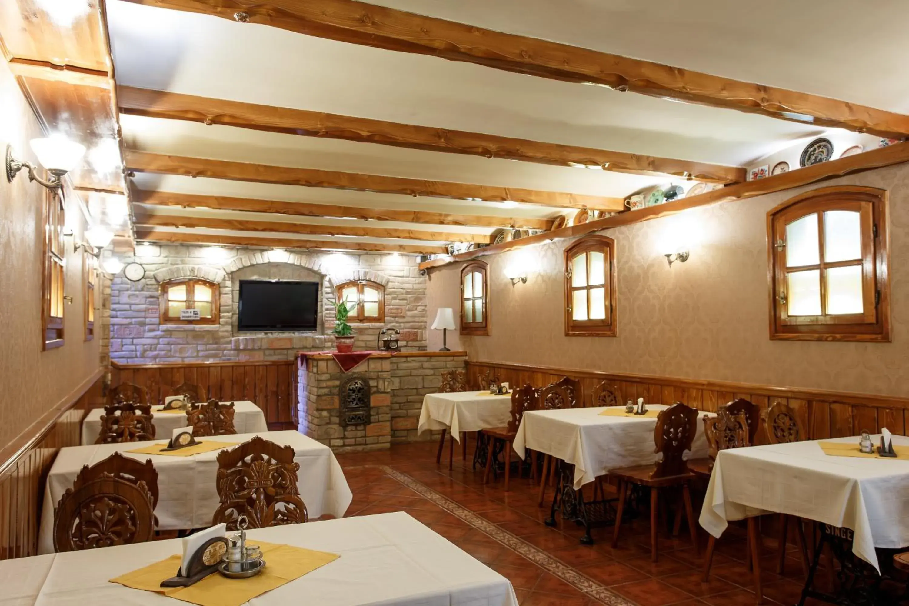 Restaurant/places to eat in Hotel Karin Restaurant/places to eat in Hotel Karin