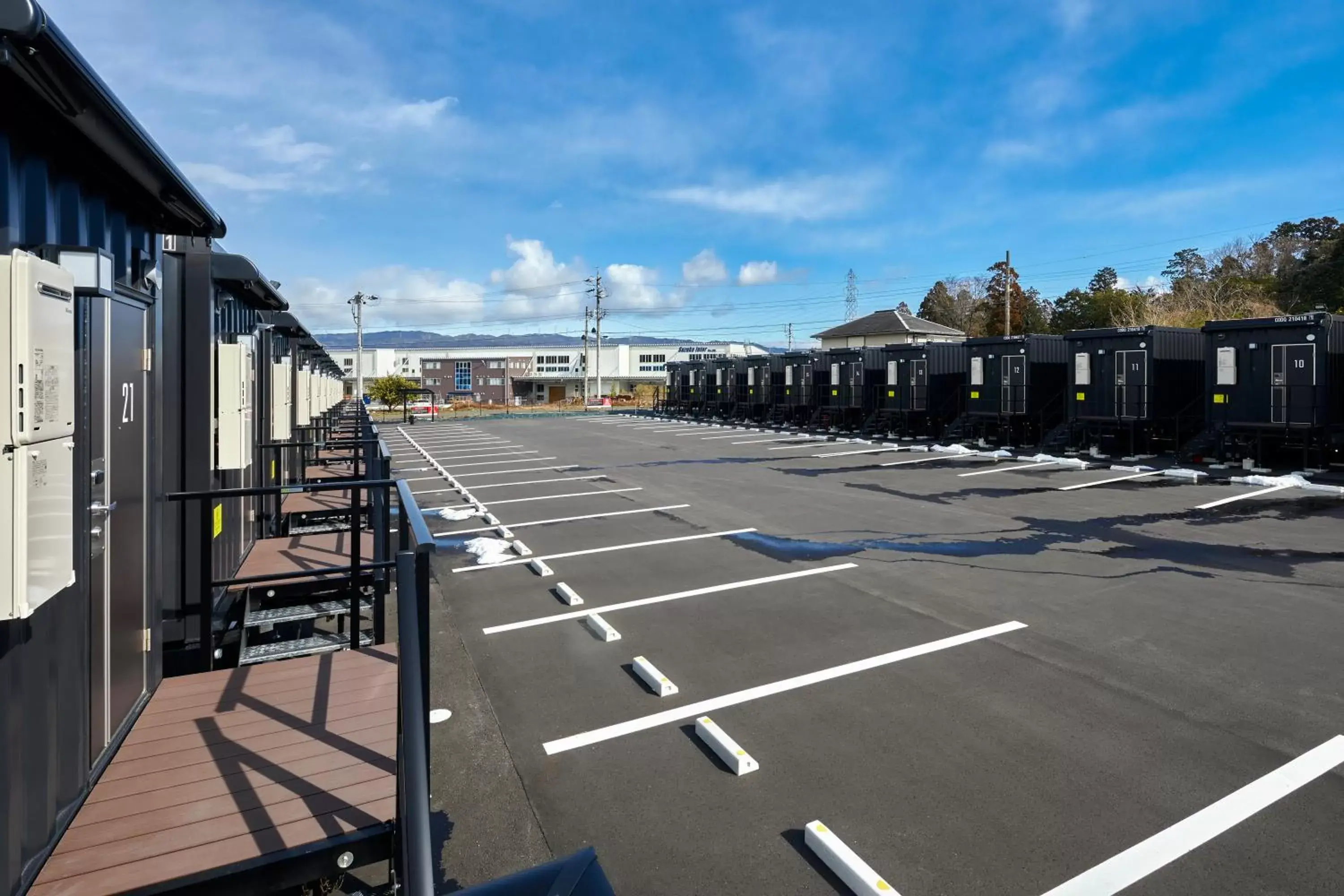 Property building in HOTEL R9 The Yard Inabe Property building in HOTEL R9 The Yard Inabe