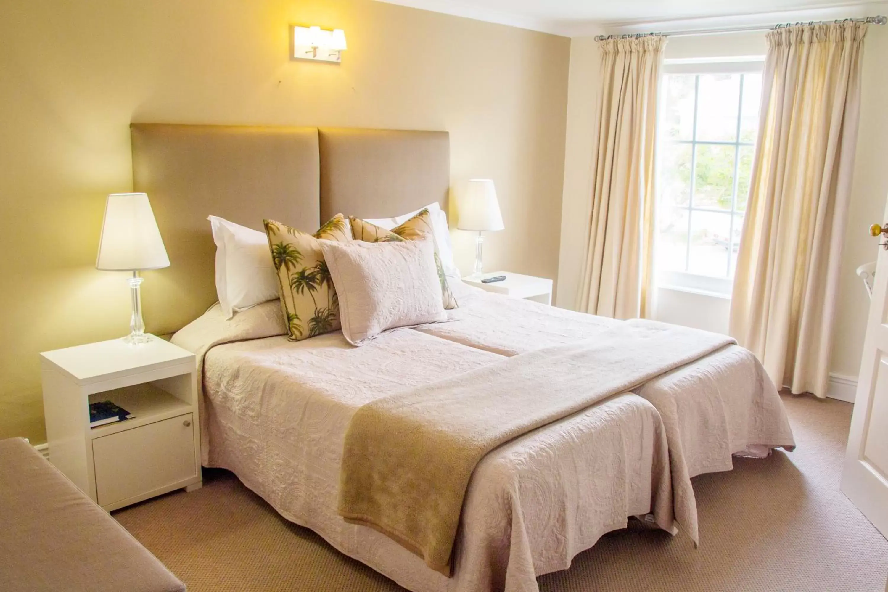 Bed in Milkwood Manor on Sea