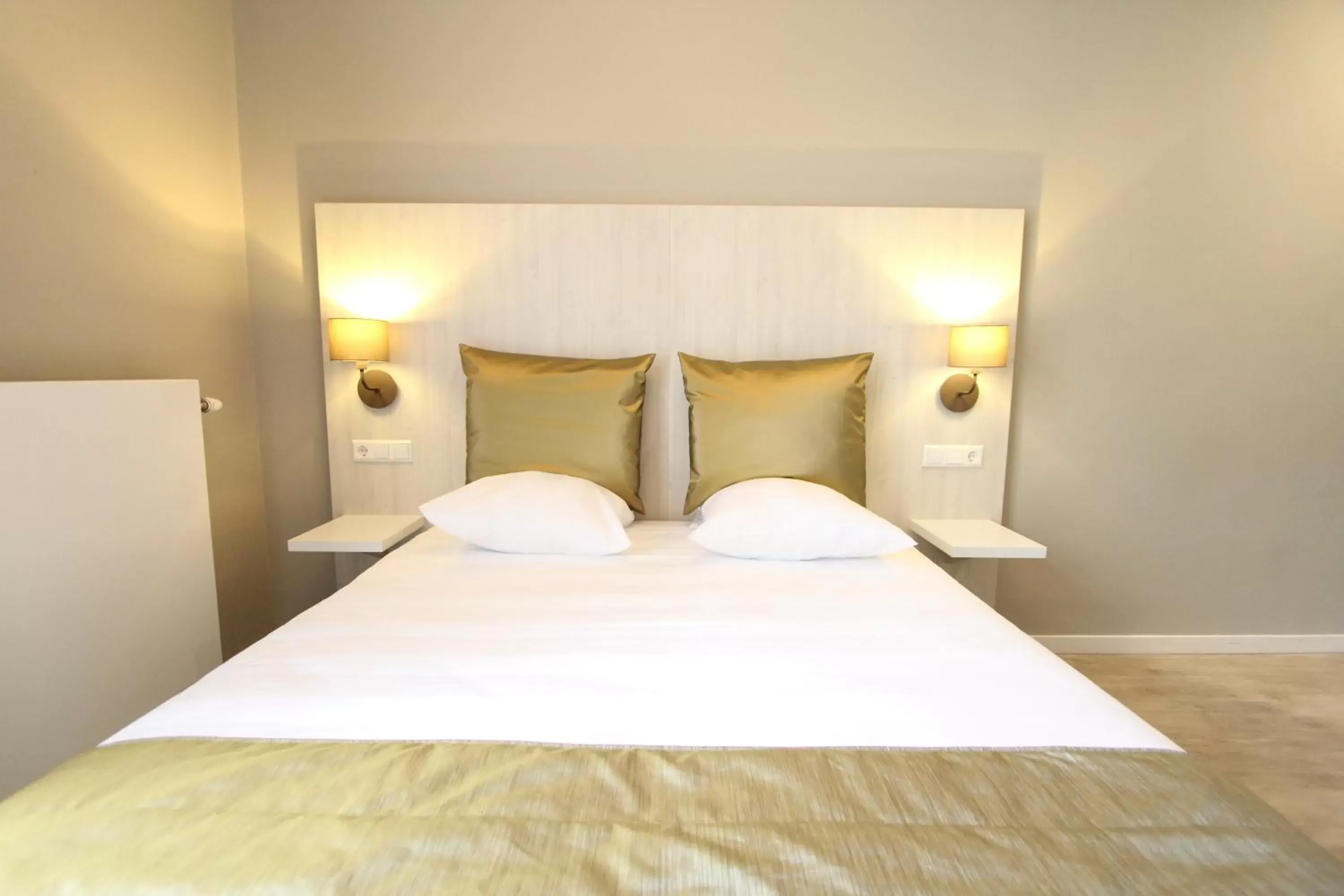 Bed in Apple Inn Hotel