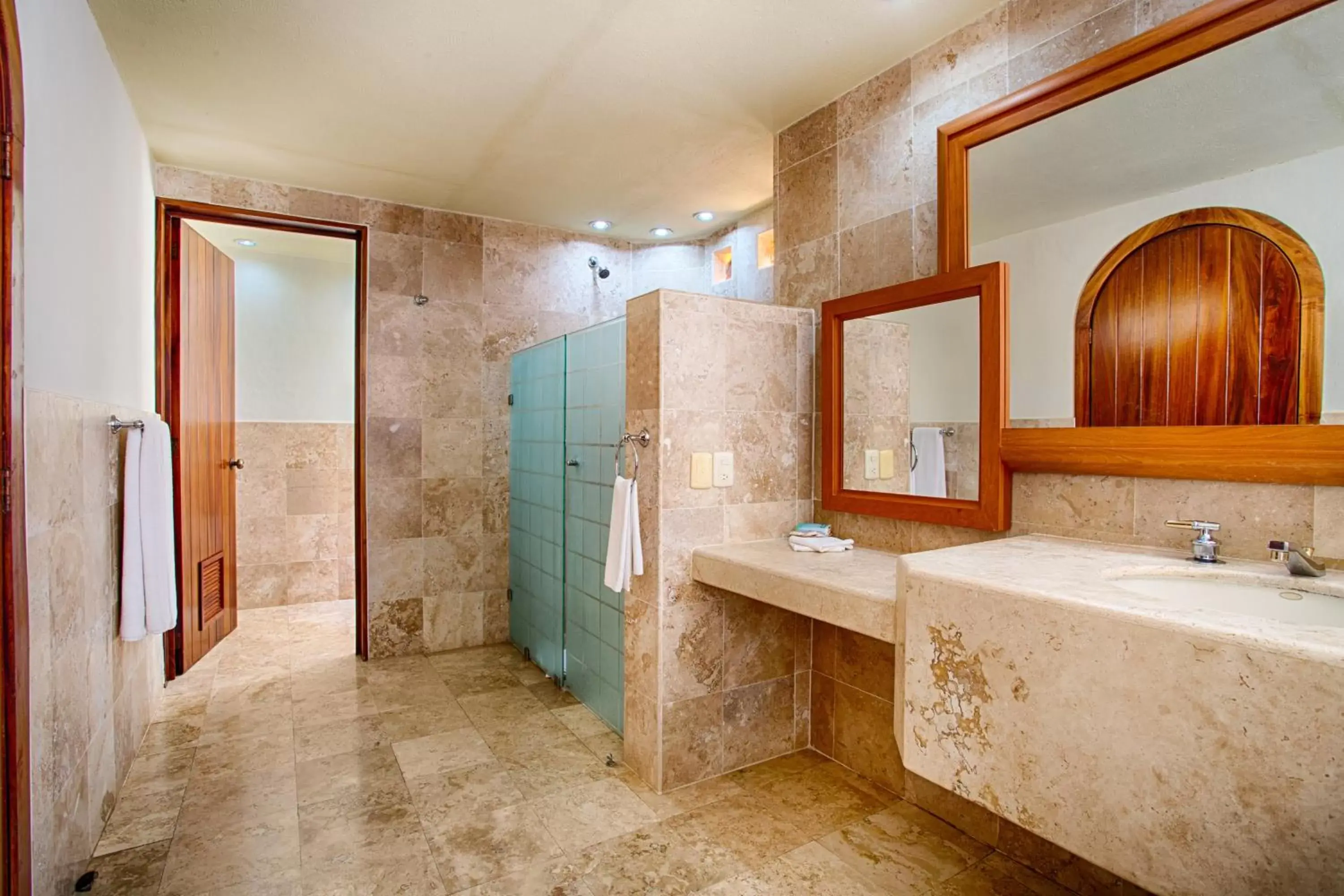 Toilet, Bathroom in Hotel Garza Canela