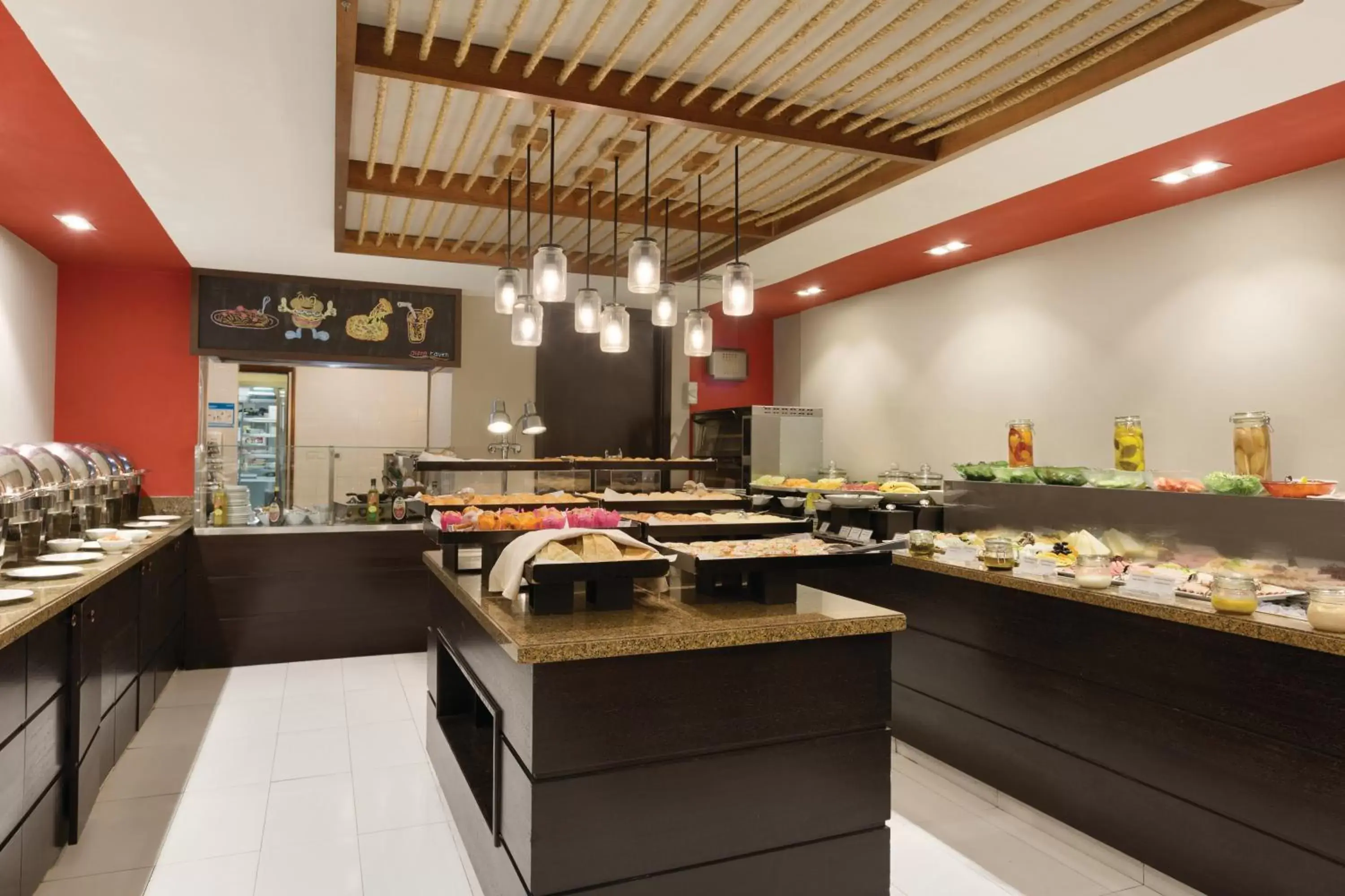 Food, Restaurant/Places to Eat in Ramada Downtown Dubai