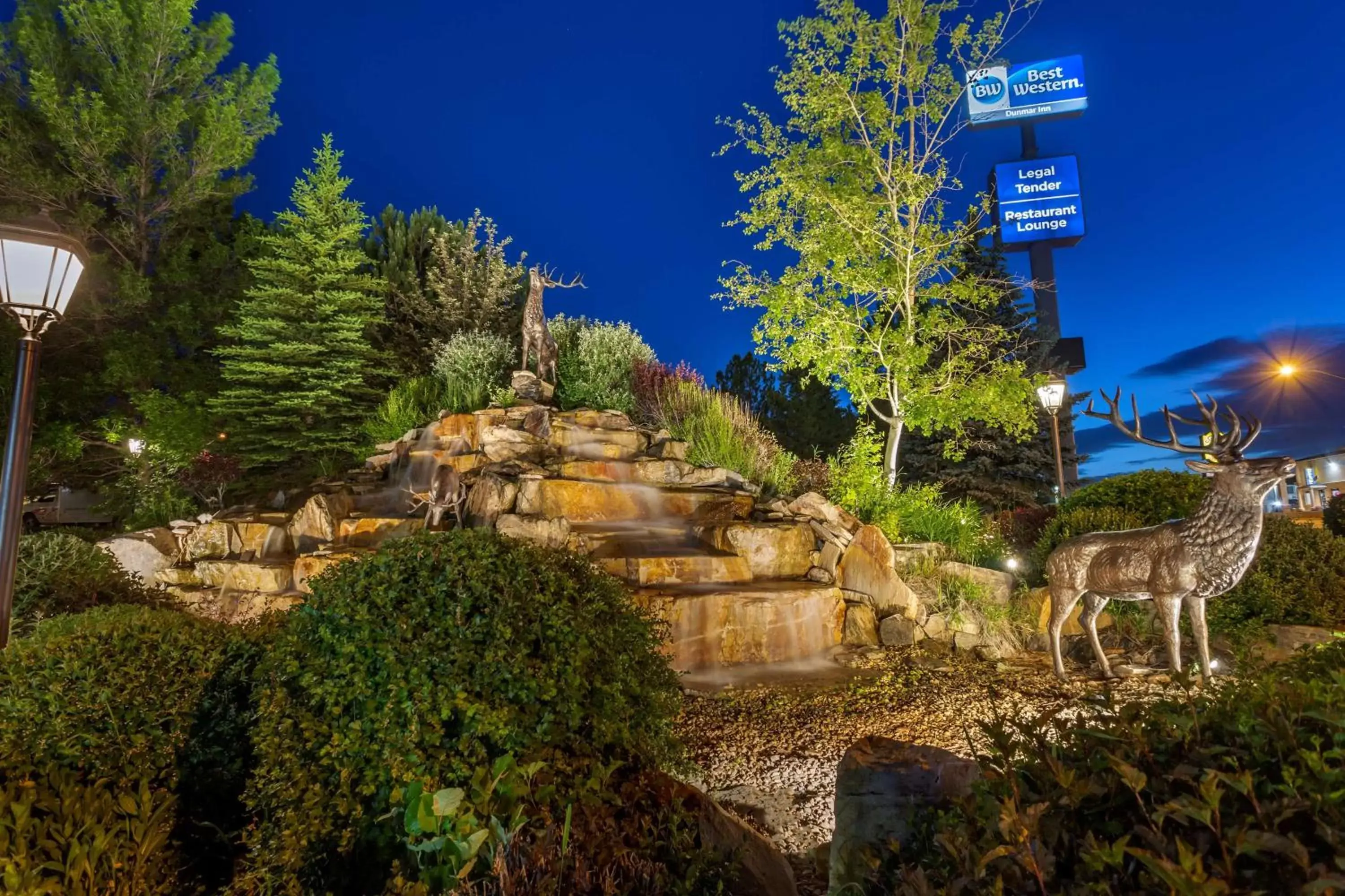 Property building in Best Western Dunmar Inn Property building in Best Western Dunmar Inn