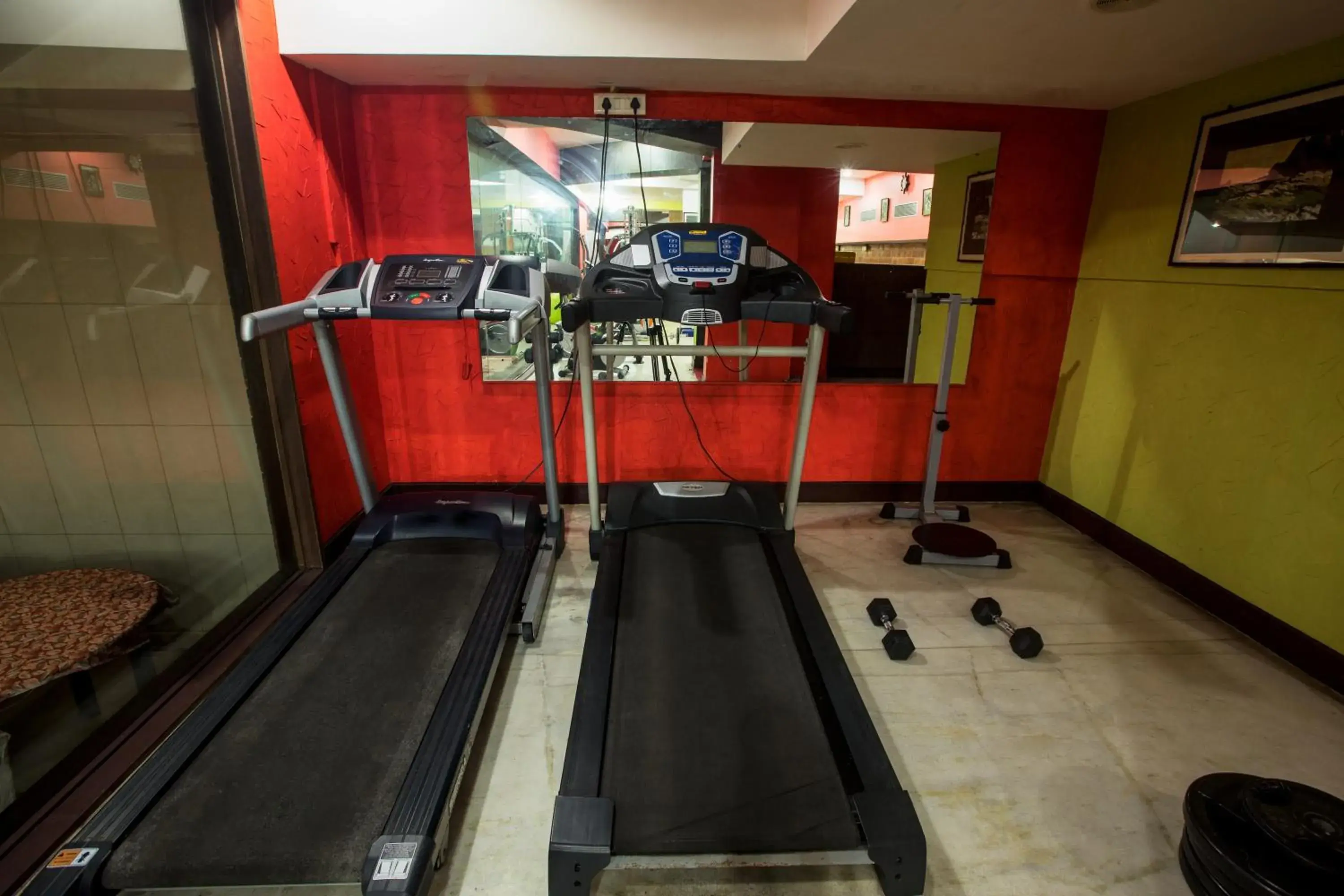 Fitness centre/facilities, Fitness Center/Facilities in Shelter Hotel