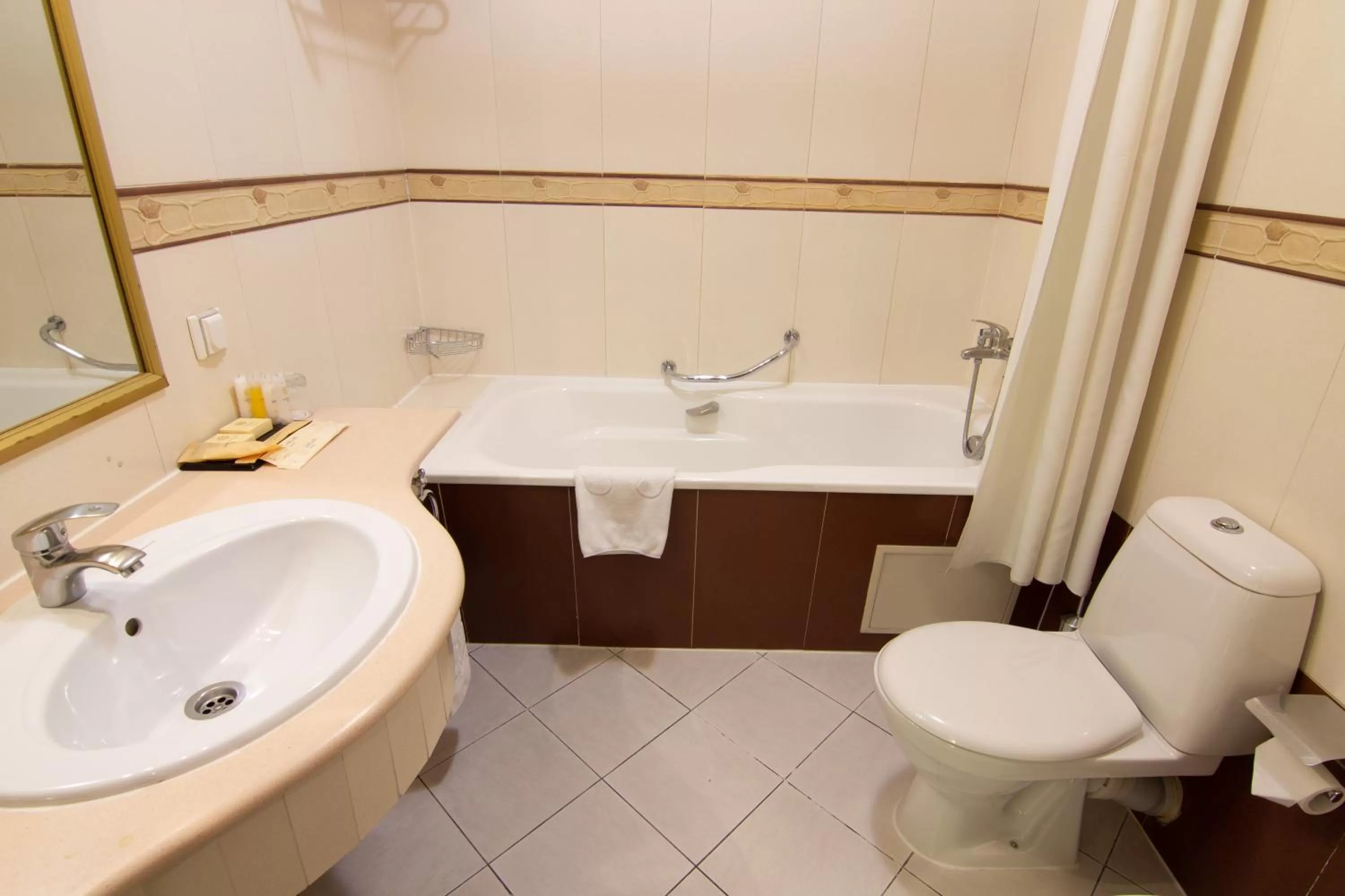 Grand Tien Shan Hotel