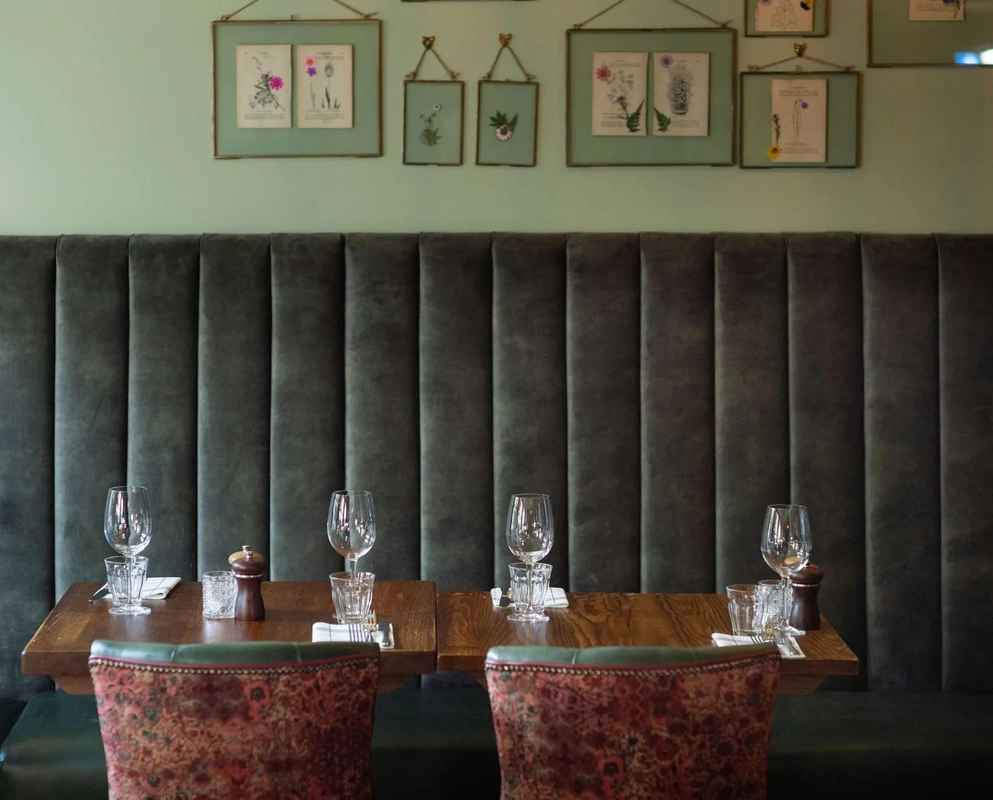 Alcoholic drinks in Dukes Head Hotel