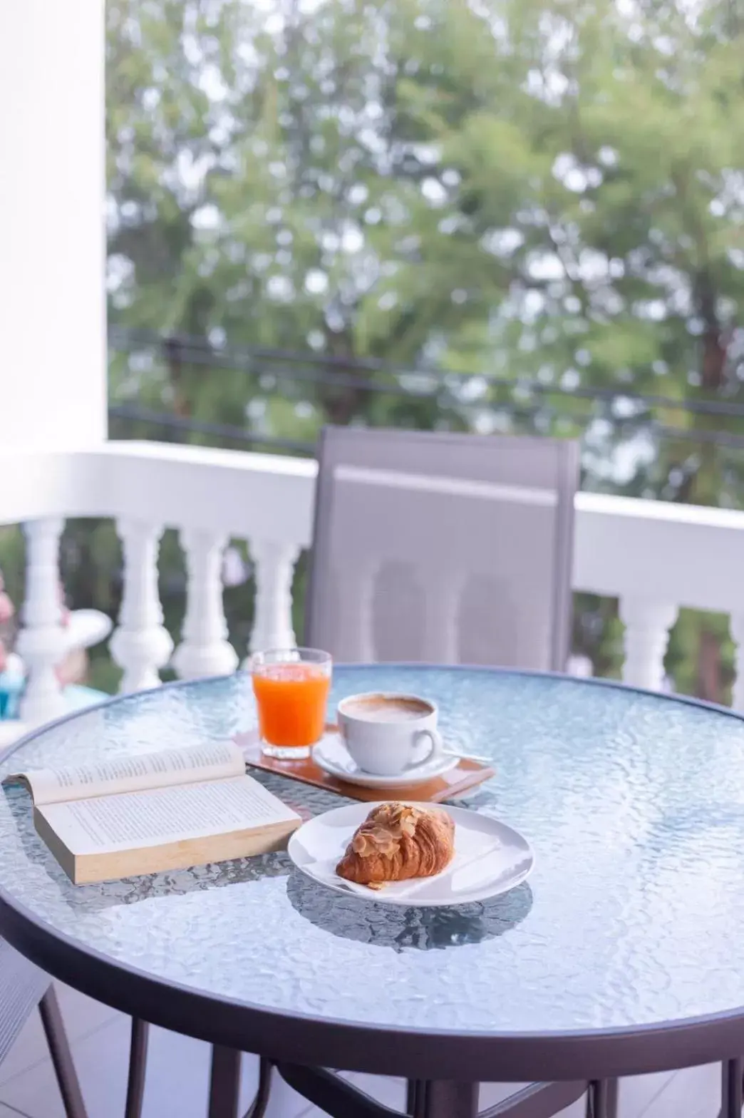 Balcony/Terrace in THE BEACH CHA AM Suites