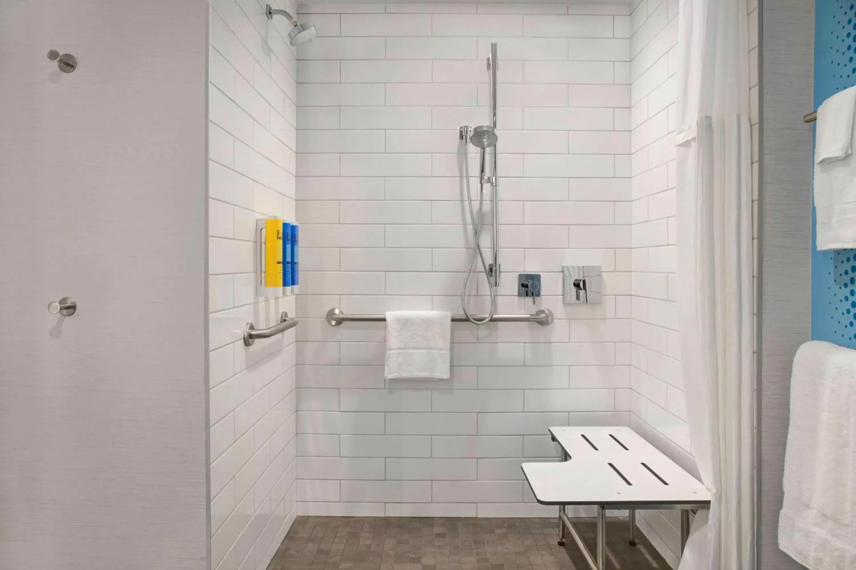 Bathroom in Tru By Hilton Toronto Airport West