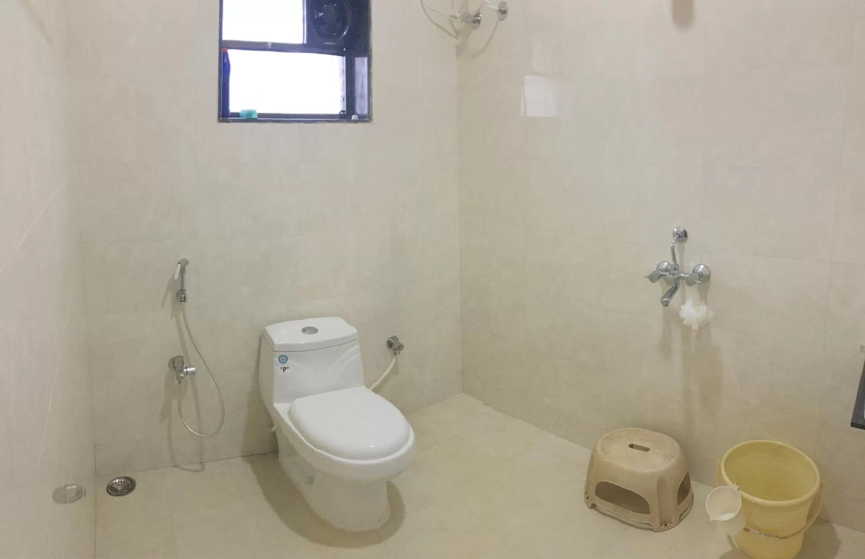 Shower in Mango Valley Resort Ganpatipule