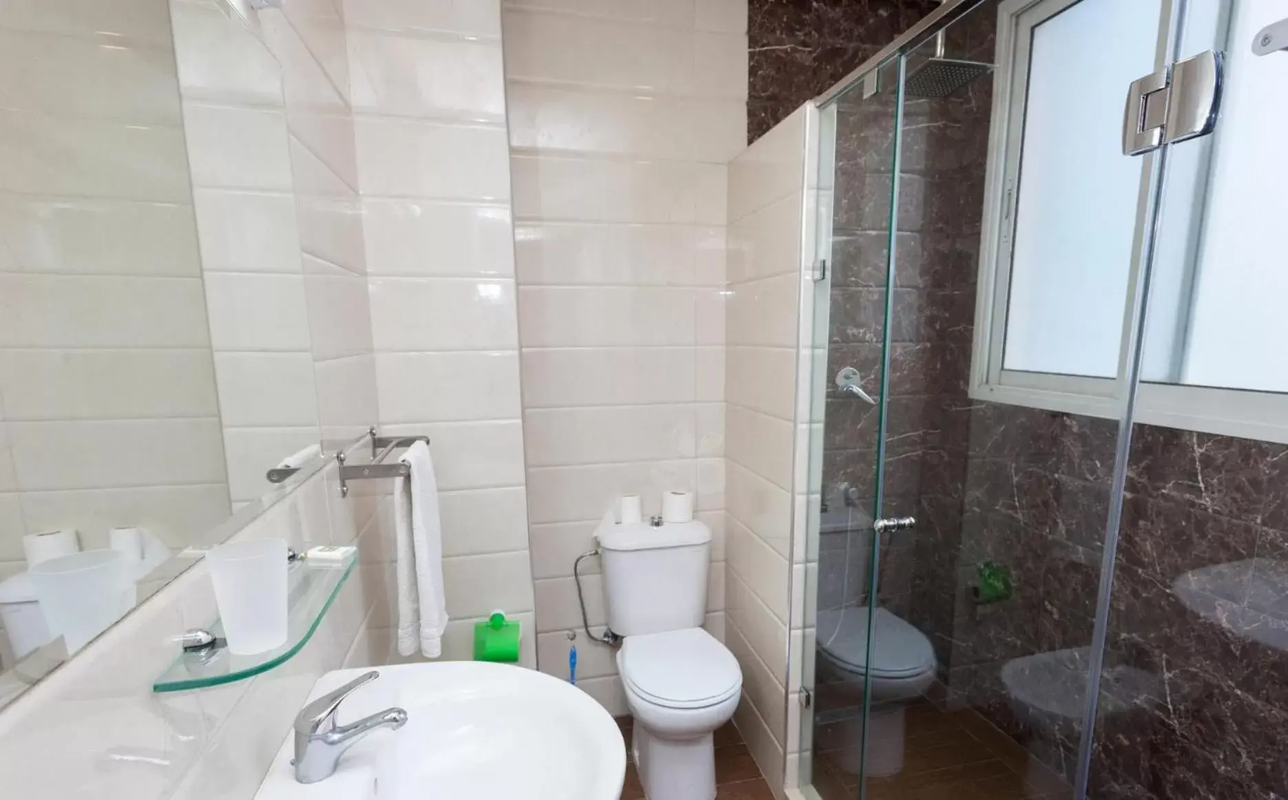 Double or Twin Room in Hôtel Astrid Double or Twin Room in Hôtel Astrid