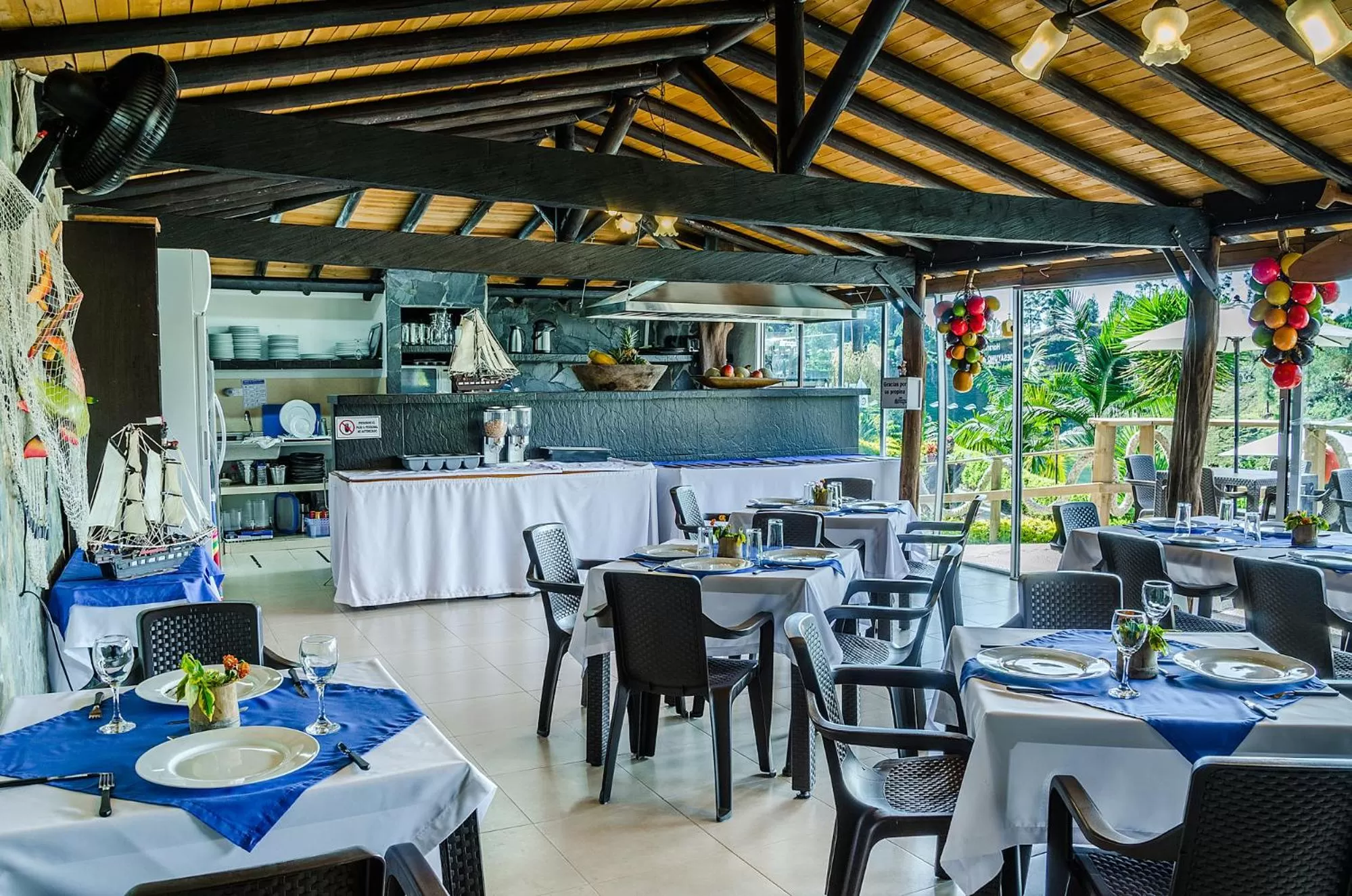 Restaurant/Places to Eat in Hotel Santa Maria de las Aguas Peñol