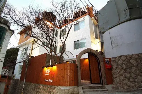 Bird's eye view, Property Building in Crib 49 Guesthouse Seoul - foreigner only
