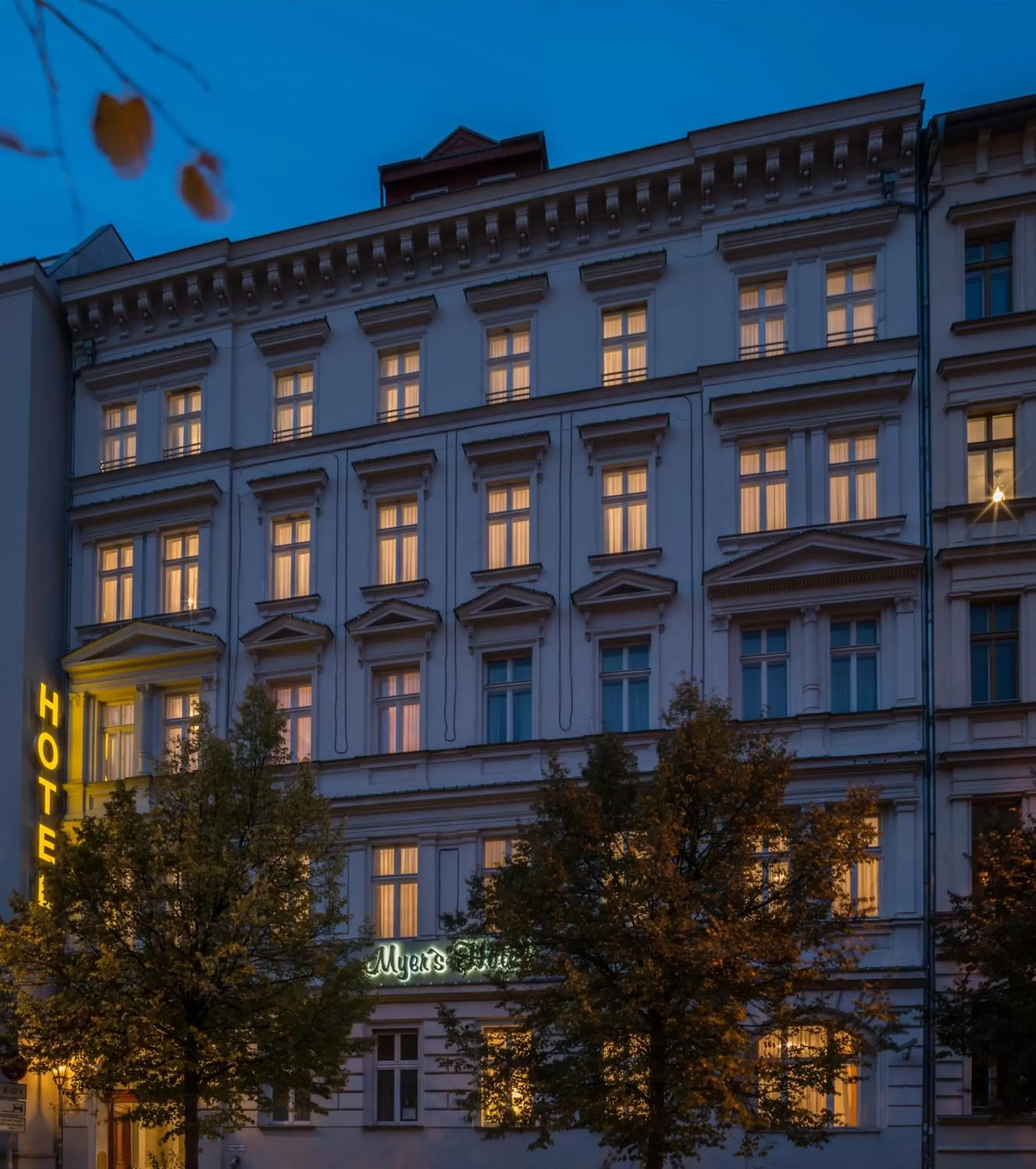 Facade/entrance, Property Building in Myer's Hotel Berlin